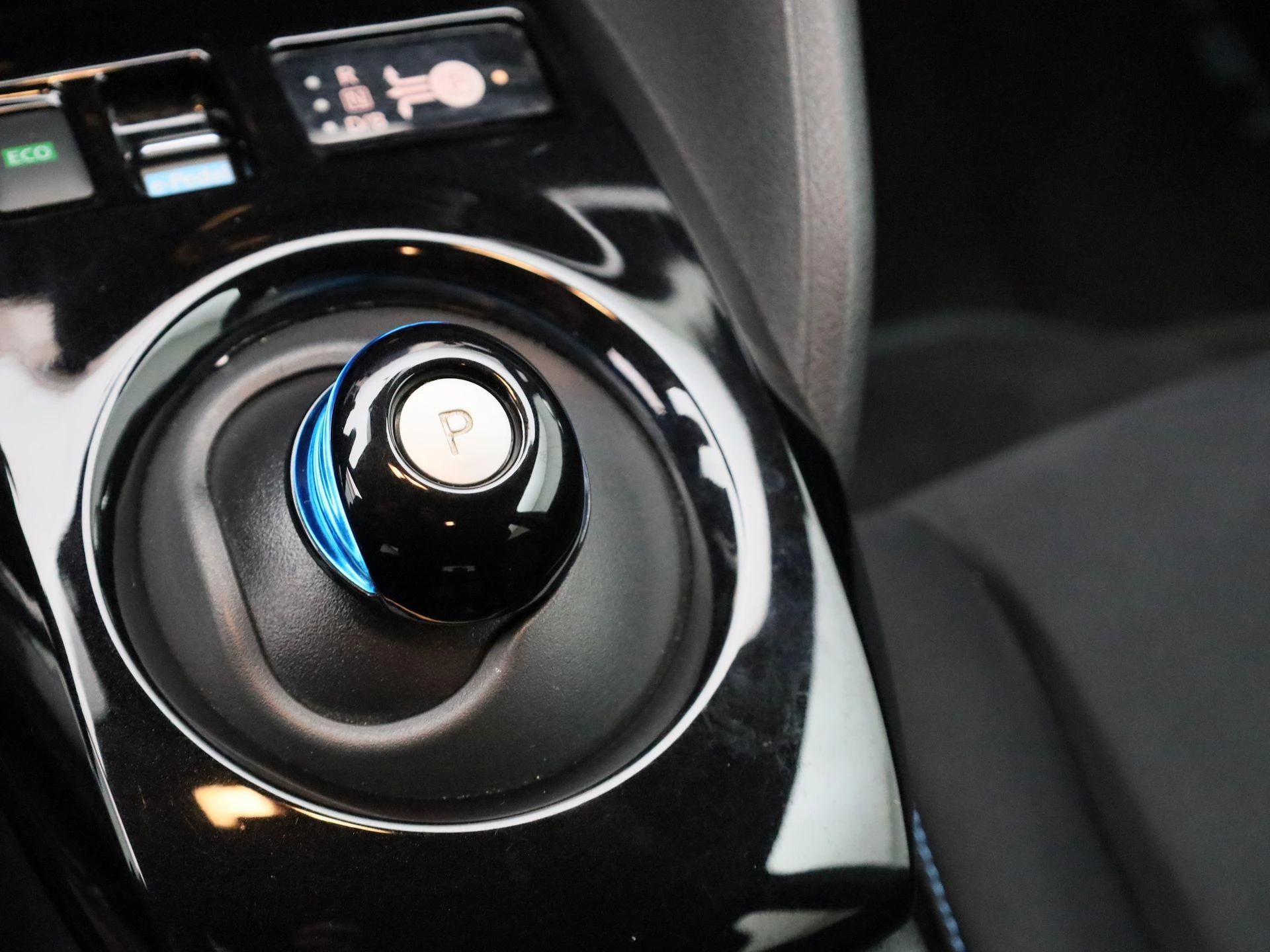 Nissan Leaf N-Connecta 62kWh