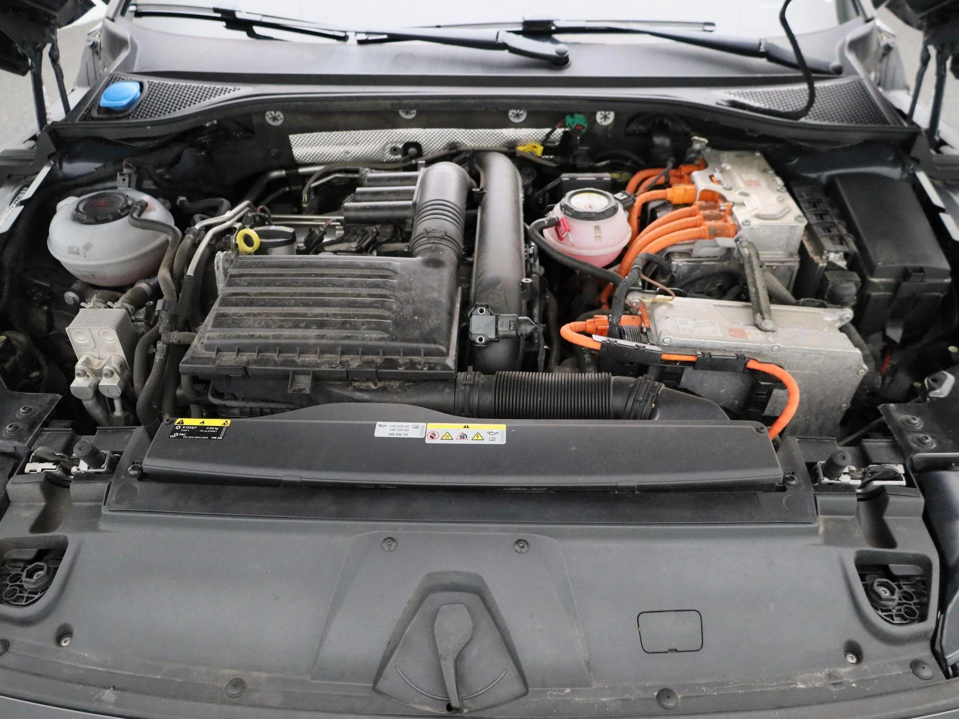 Volkswagen Arteon 1.4 eHybrid DSG R-Line