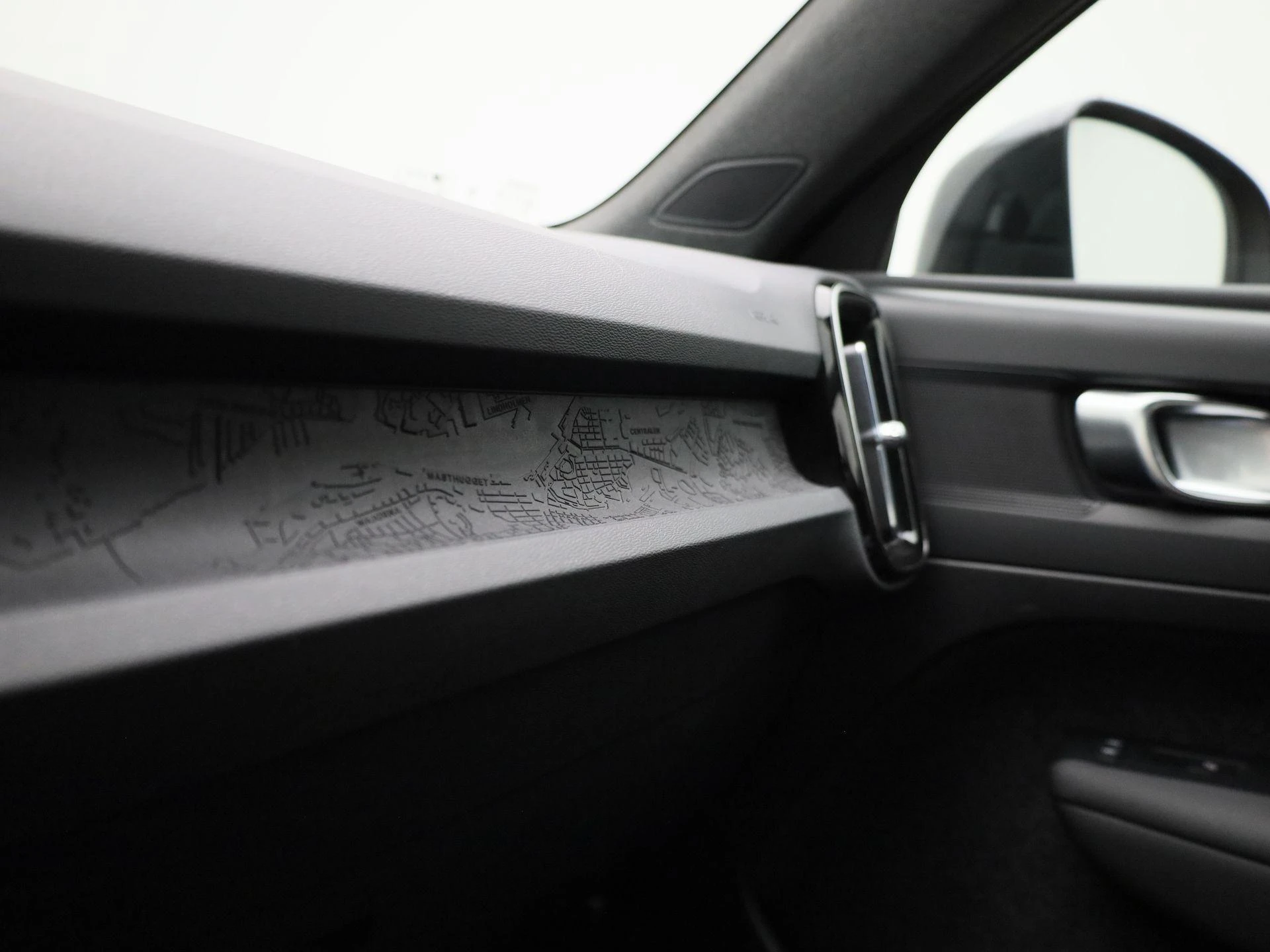 Volvo-XC40-image-23