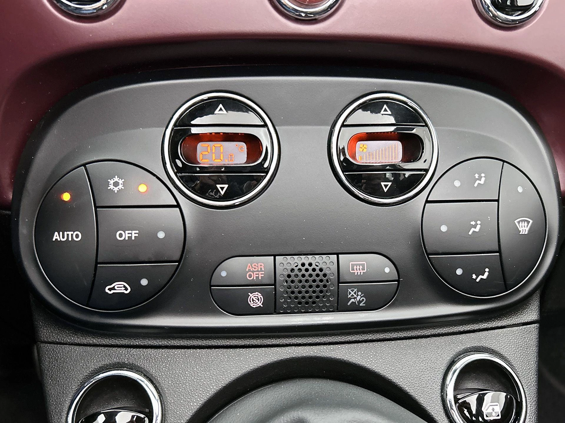 Fiat-500C-image-18