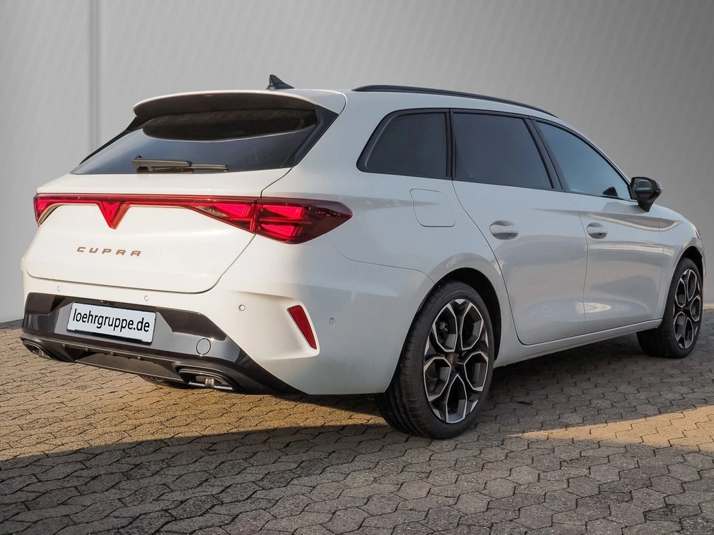 CUPRA Leon Sportstourer ST 1.5 eTSI UPE 50.880 Business+ Matrix 18"