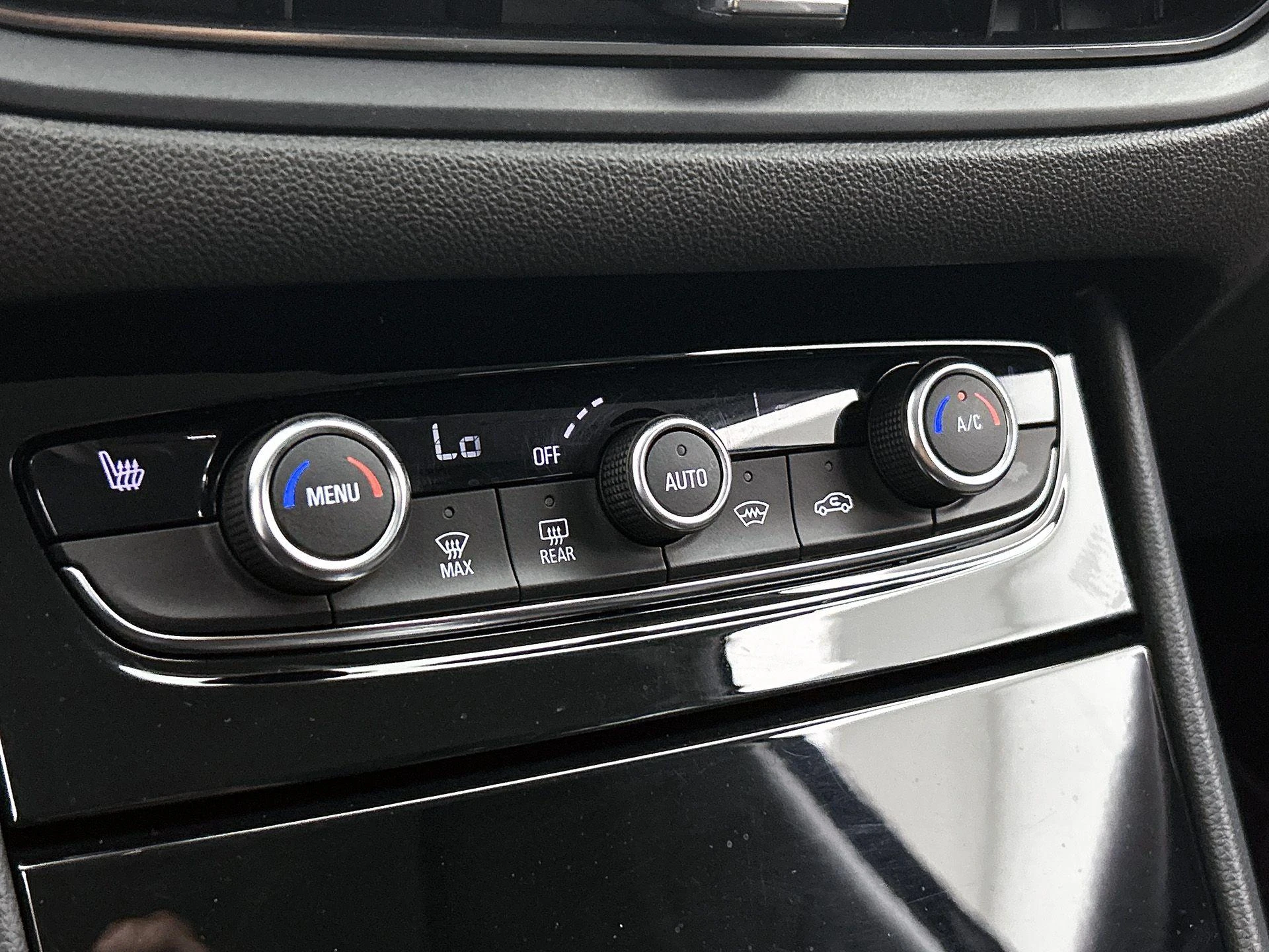 Opel Grandland 1.6 Turbo Plug-In Hybrid 4x4 GSe