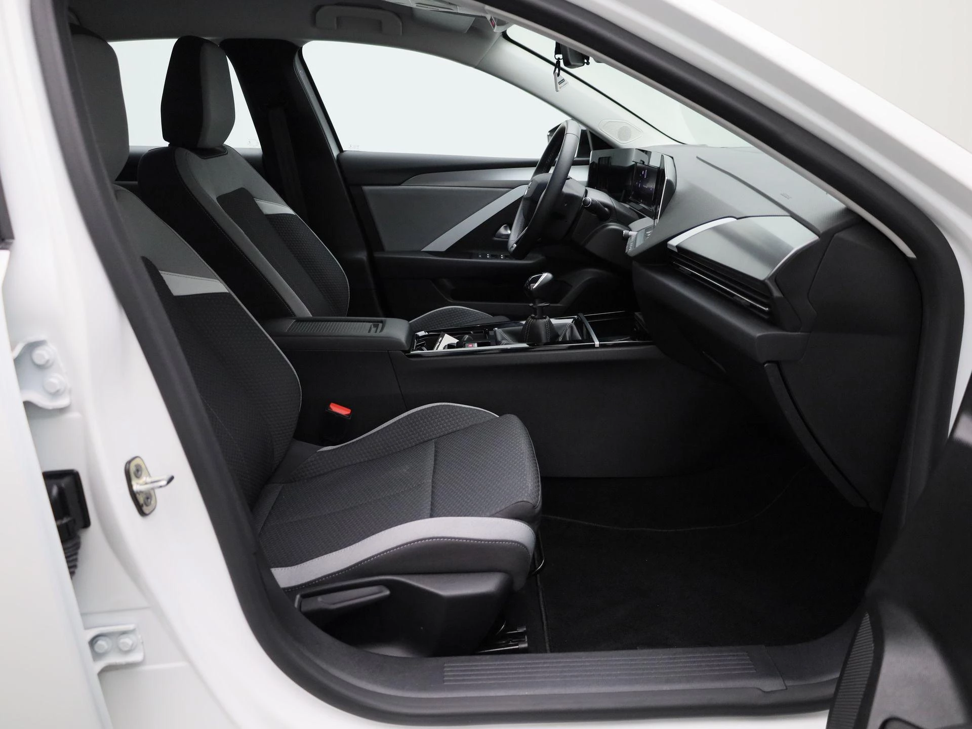 Opel-Astra-image-30