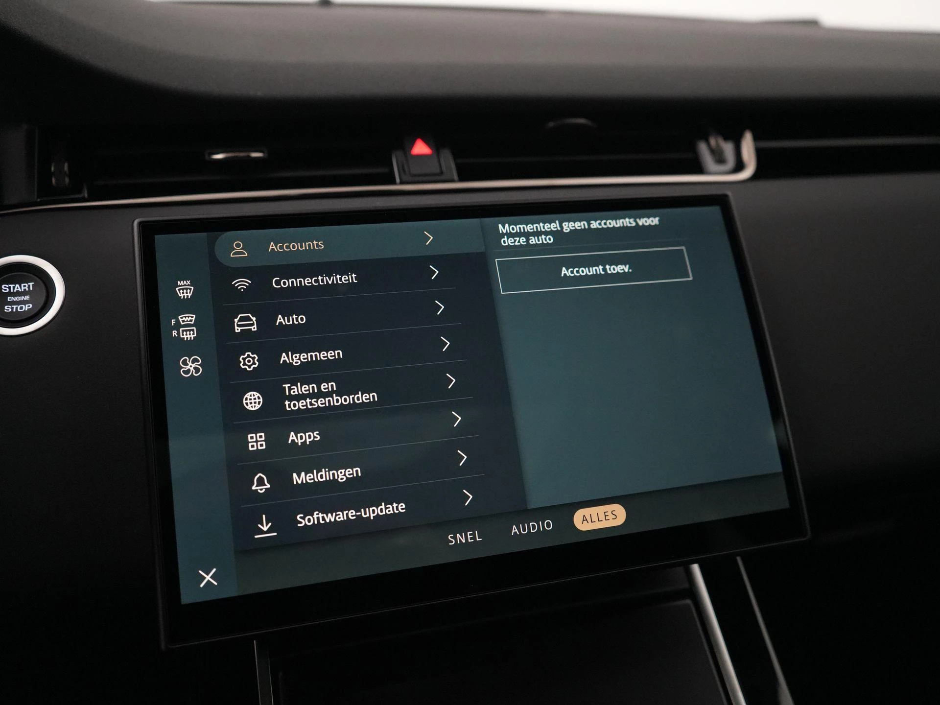 Land Rover-Range Rover Evoque-image-30