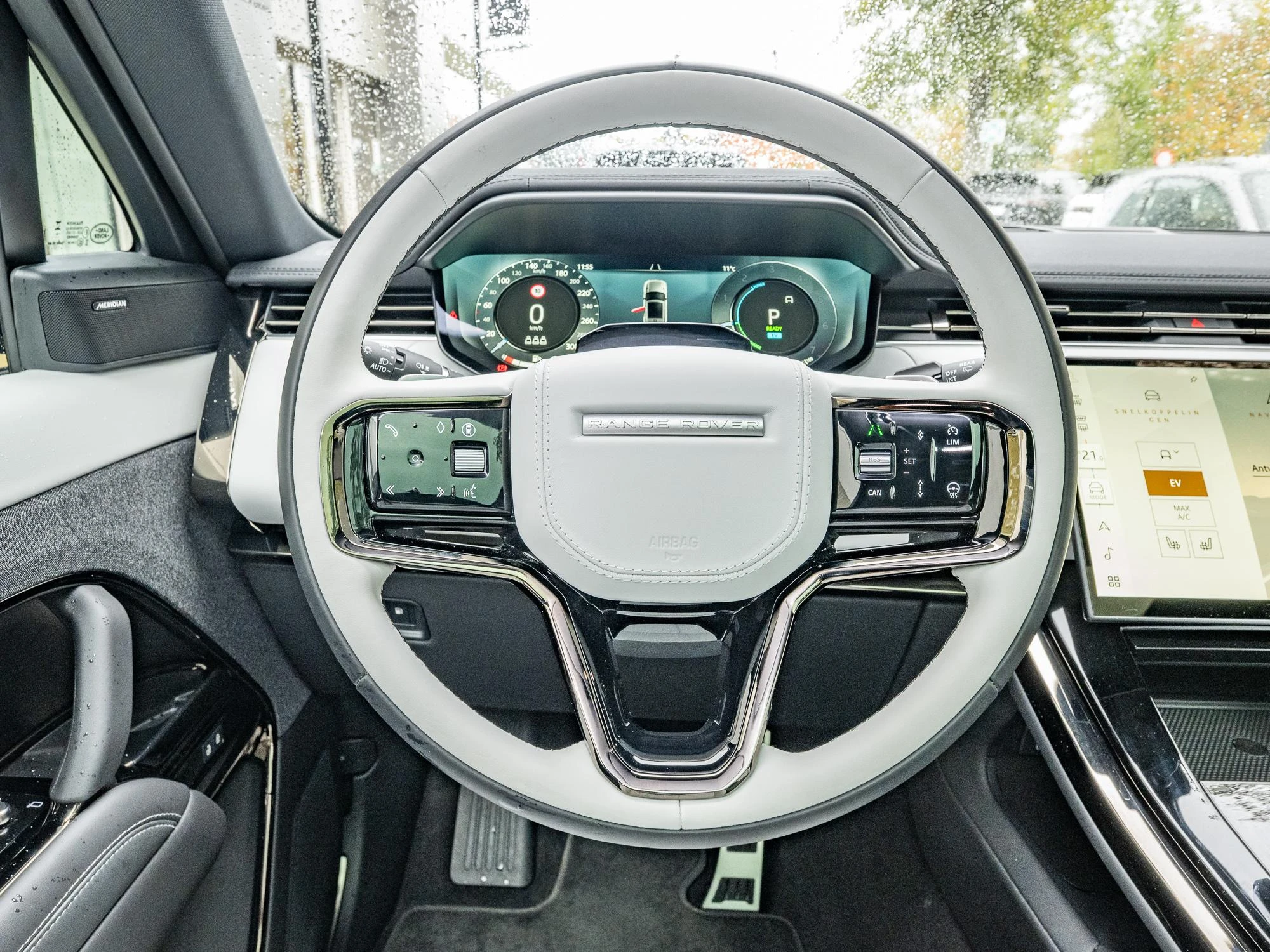 Land Rover-Range Rover Sport-image-17