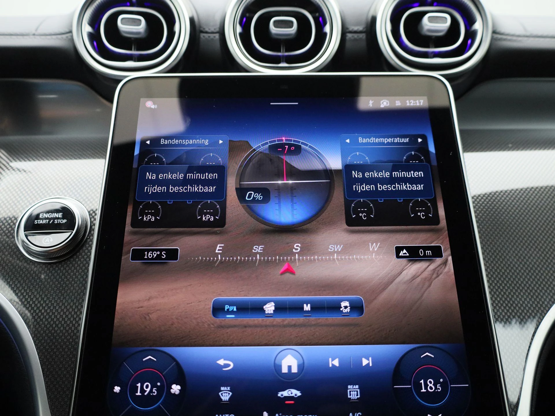 Mercedes-Benz-GLC-image-26
