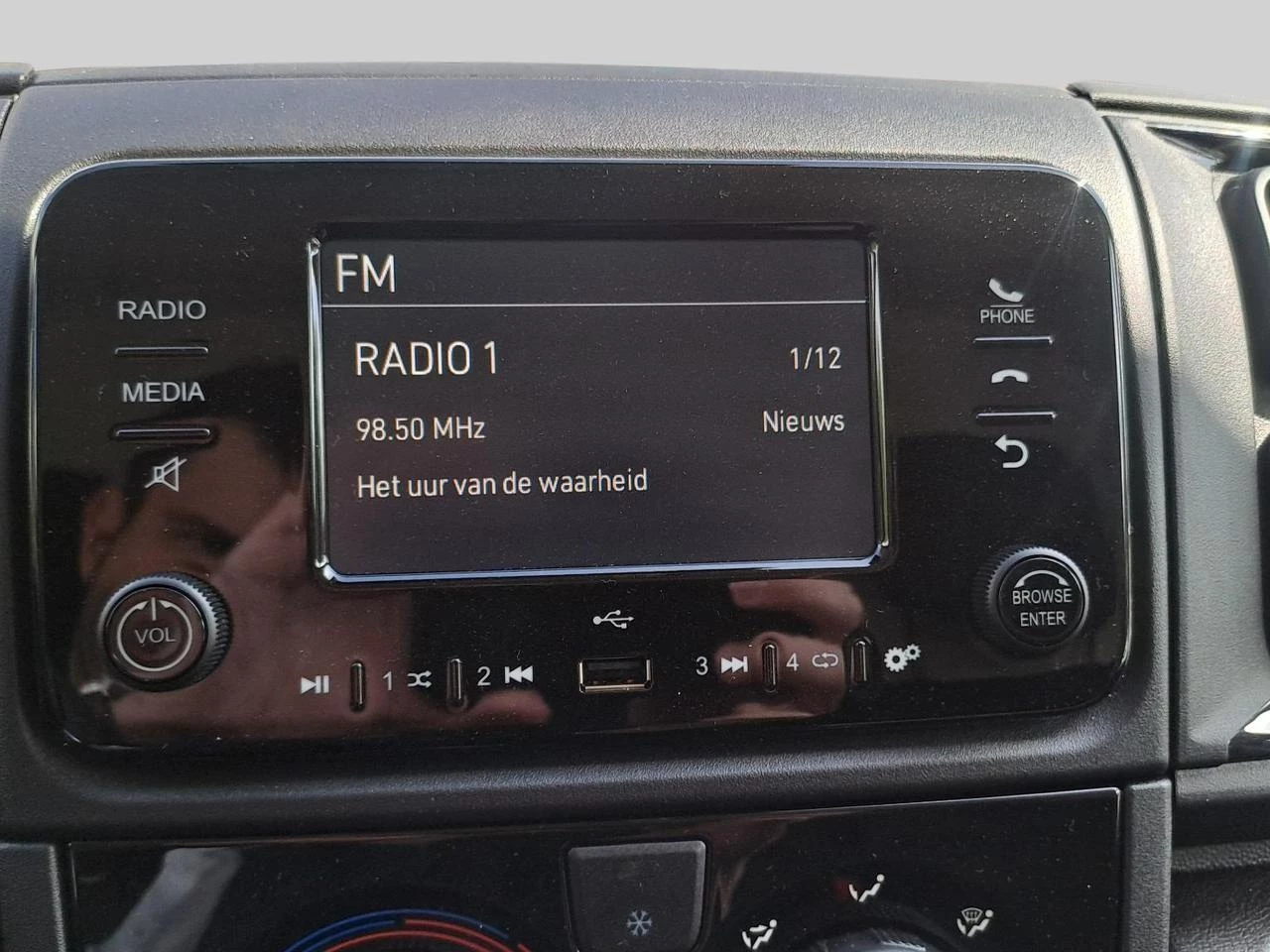 Peugeot-Boxer-image-11