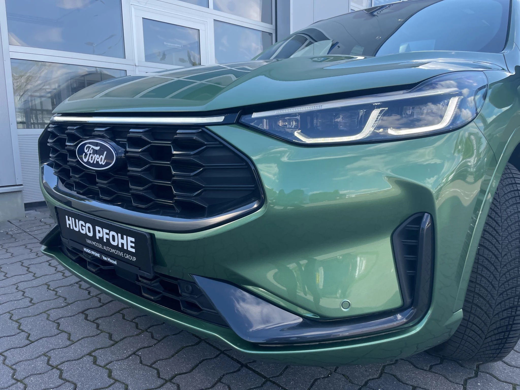 Ford Kuga ST-Line Aut.*PANO*KAM*LED-MATRIX*NAVI*GRA*WINTER-PKT.