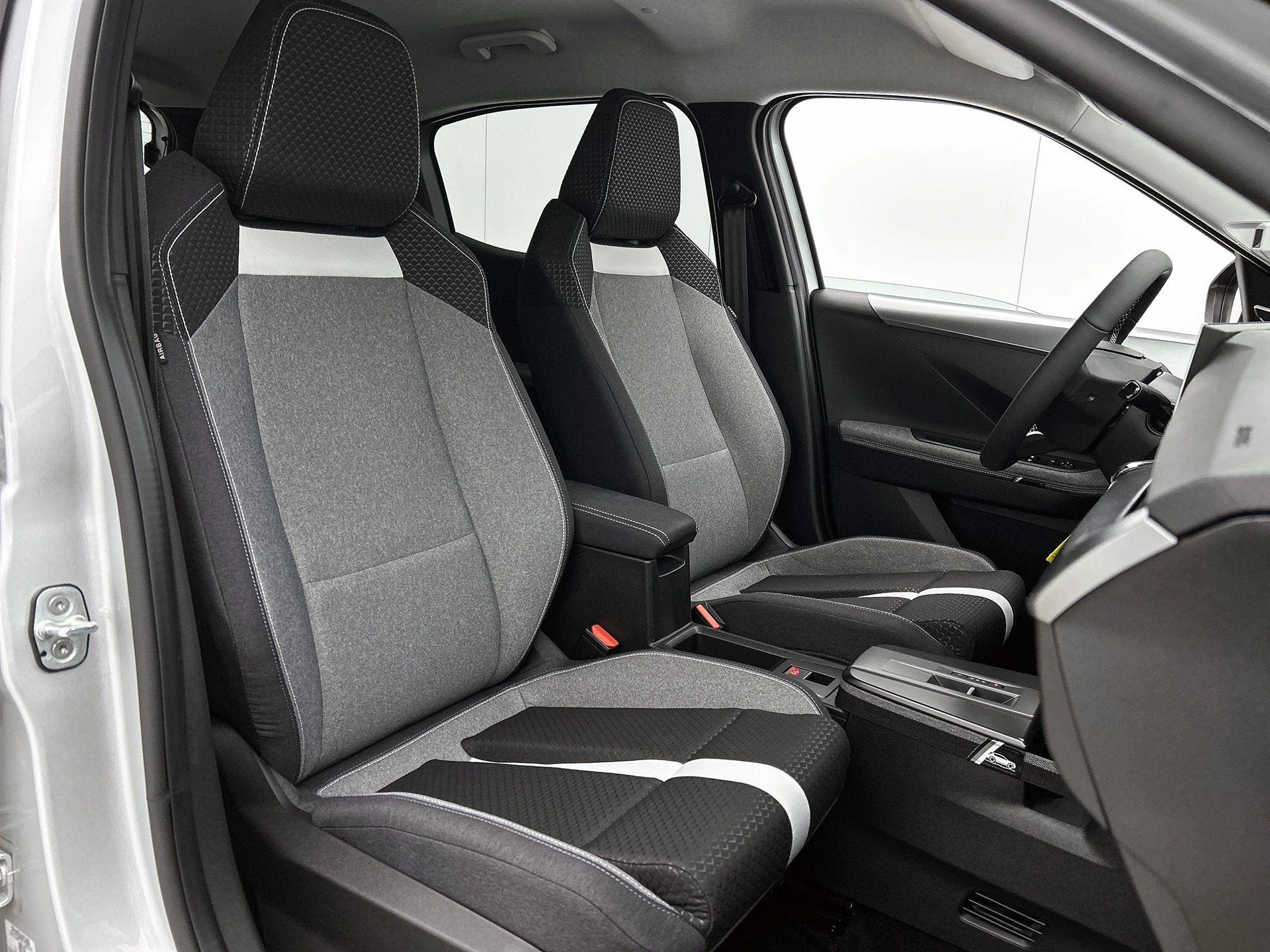 Opel-Frontera-image-37