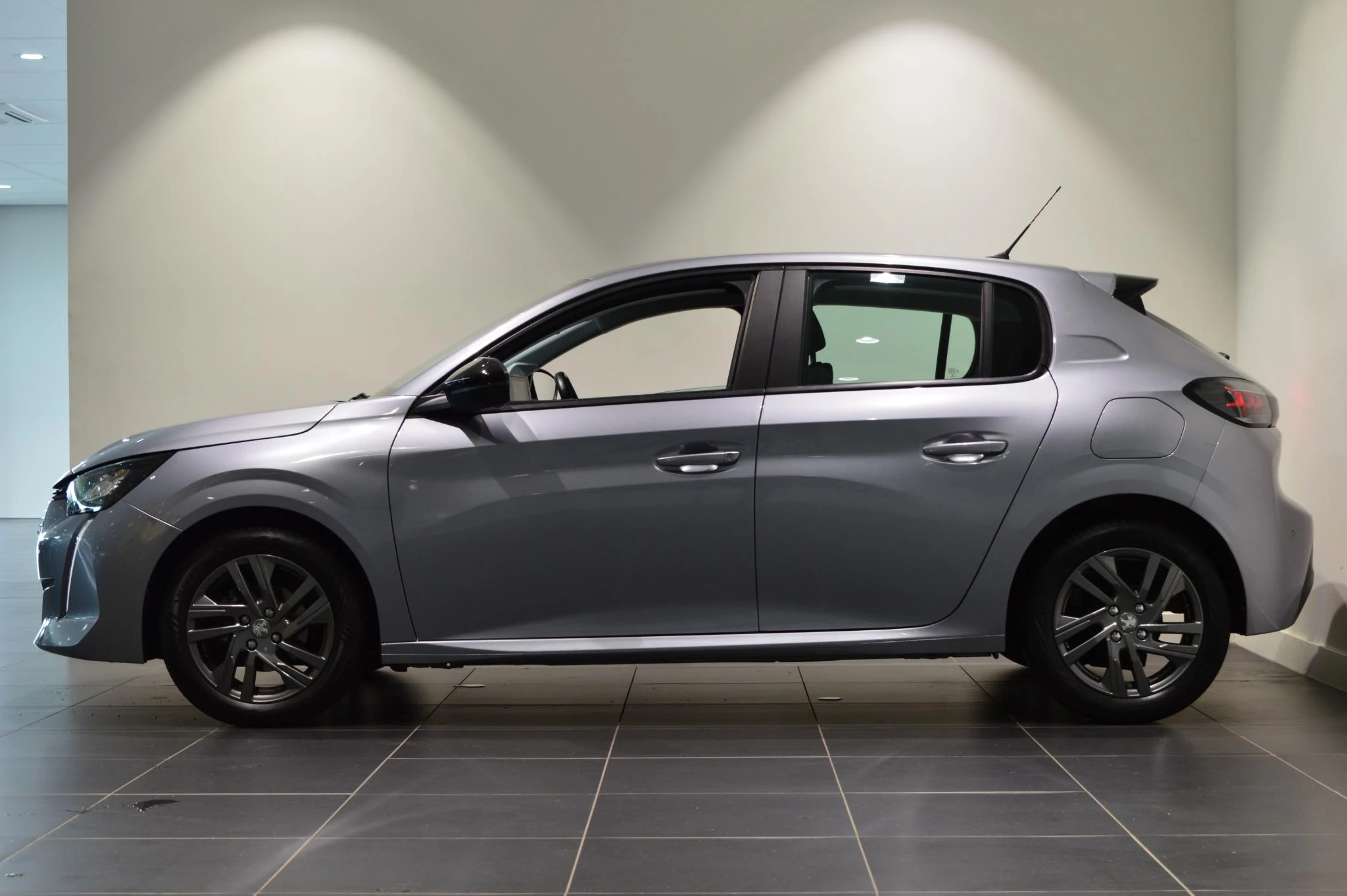 Peugeot-208-image-3
