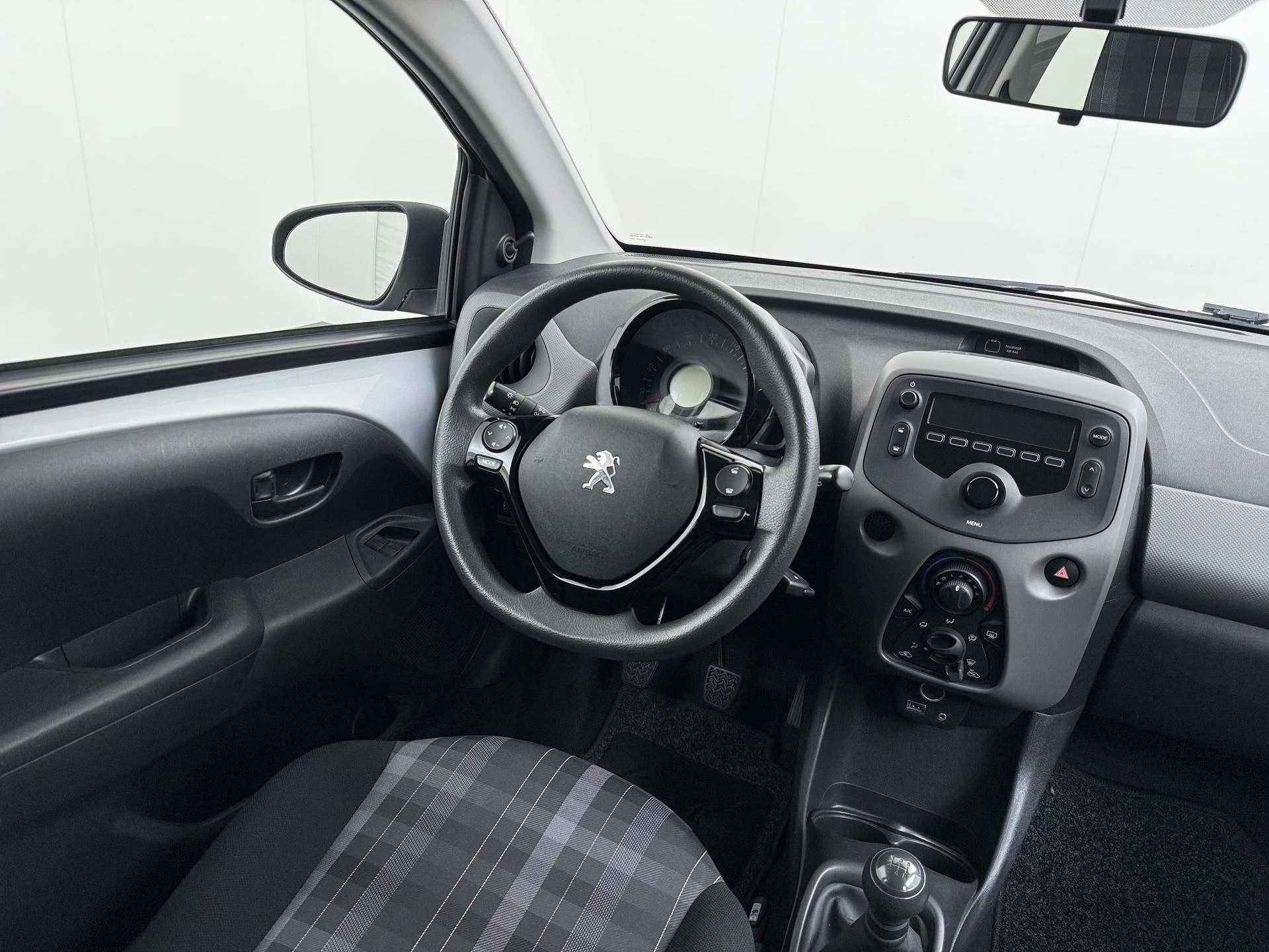 Peugeot-108-image-15