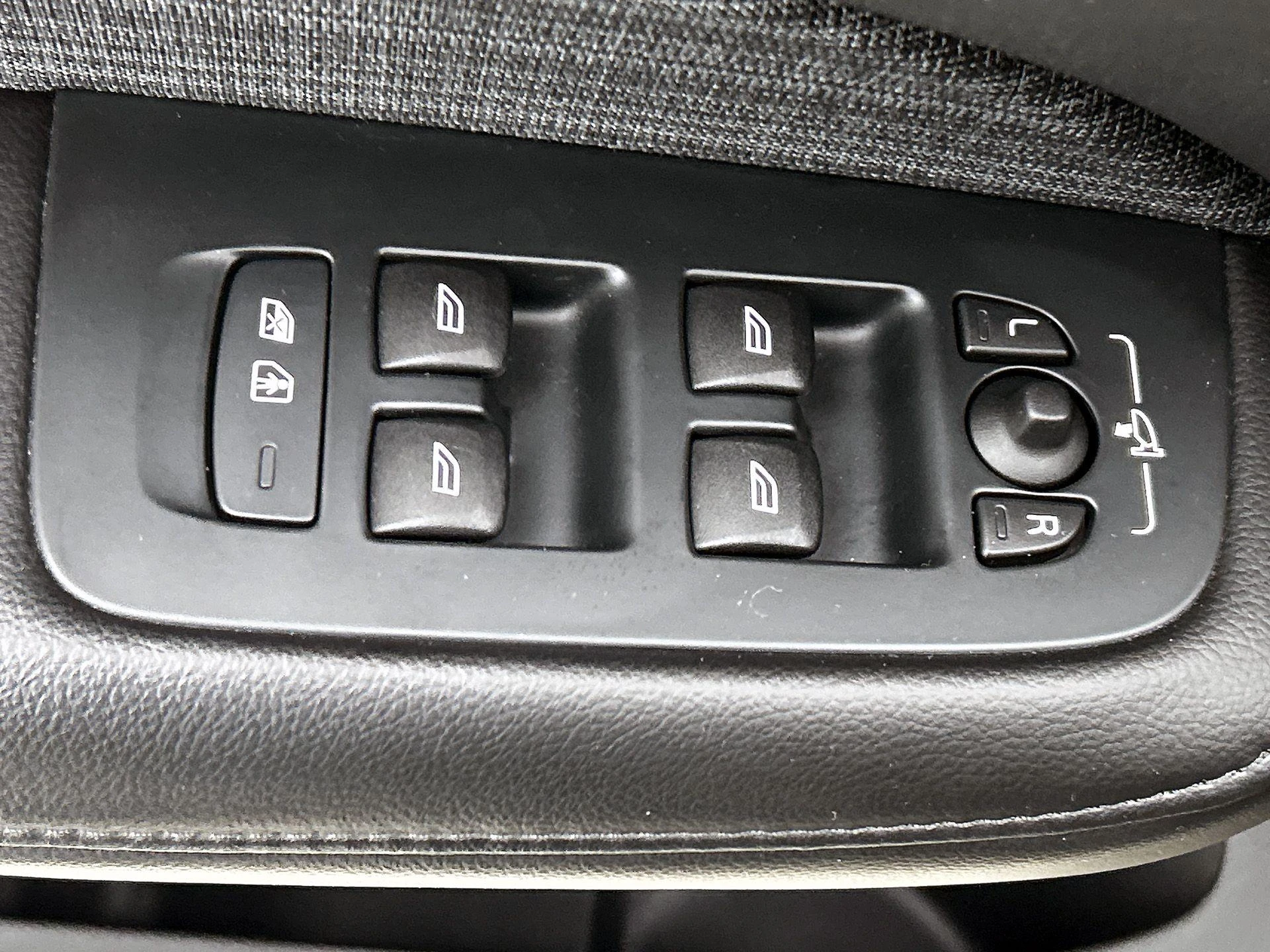 Volvo-V60-image-37