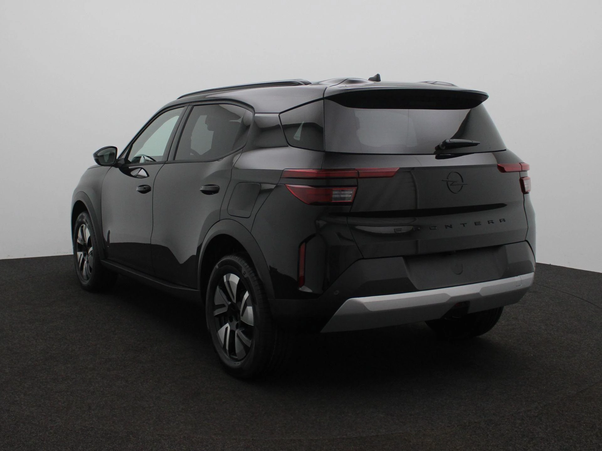 Opel-Frontera-image-2