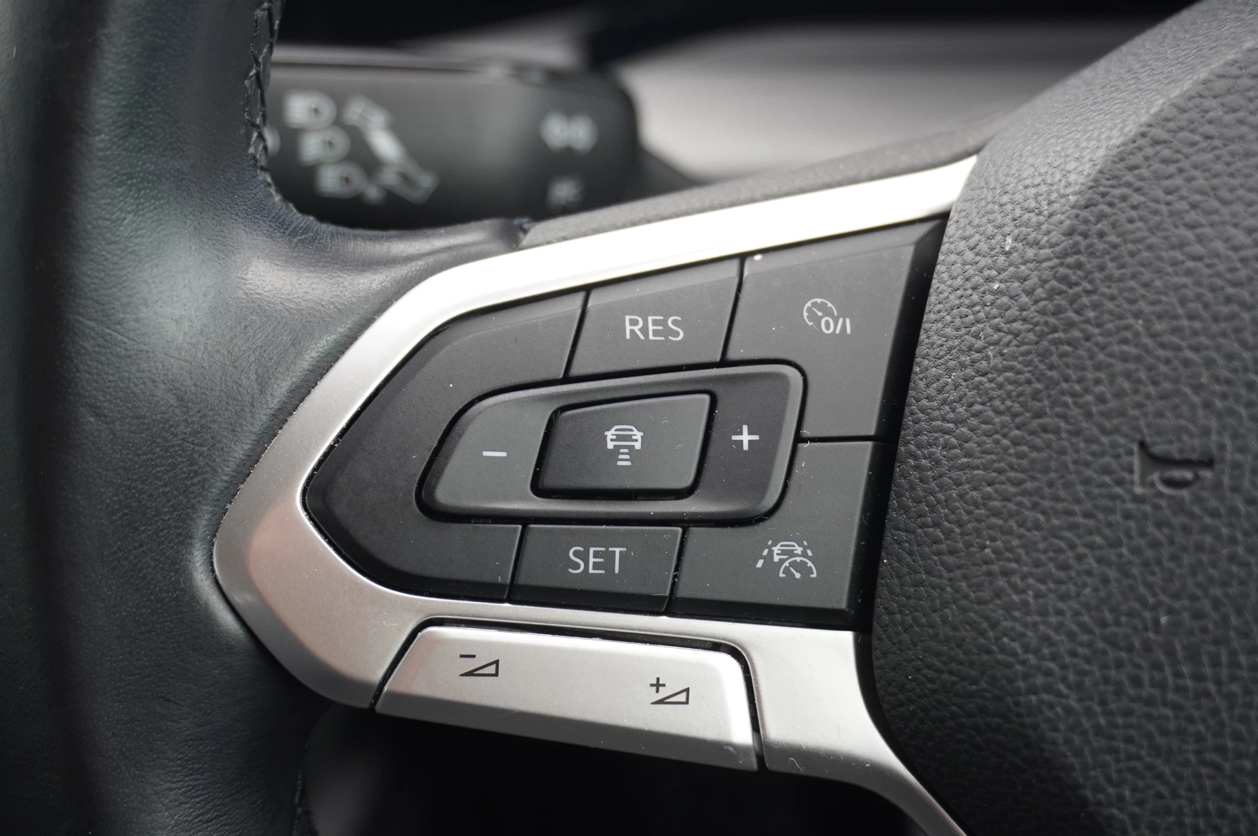 Volkswagen Golf 1.5 TSI Style 5dr