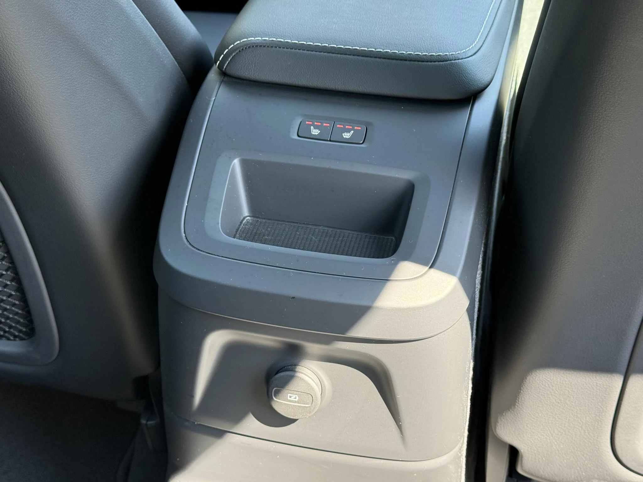 Volvo XC60 T6 Plug-in Hybrid AWD Plus Black Edition