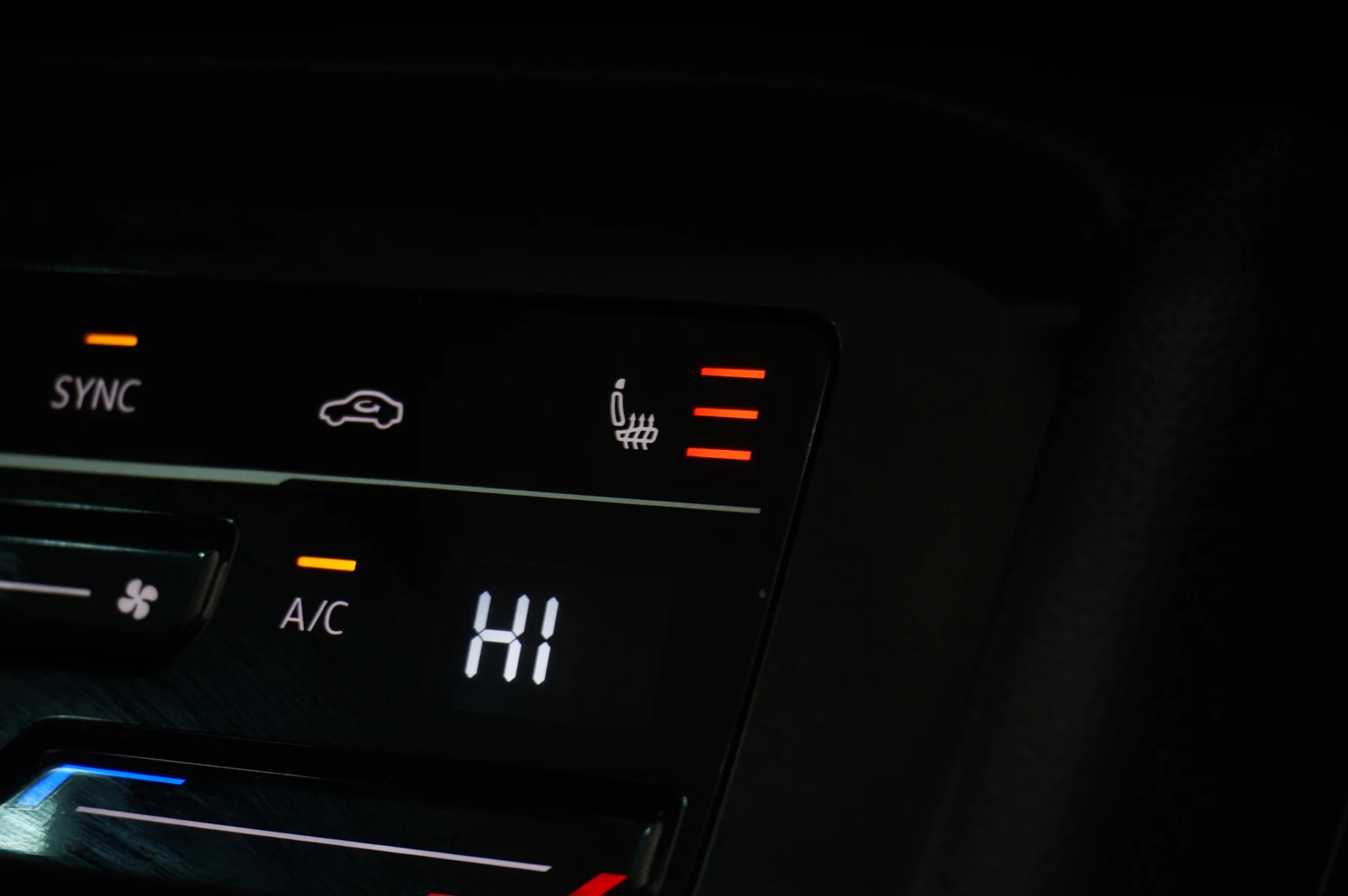 Volkswagen-Tiguan-image-30