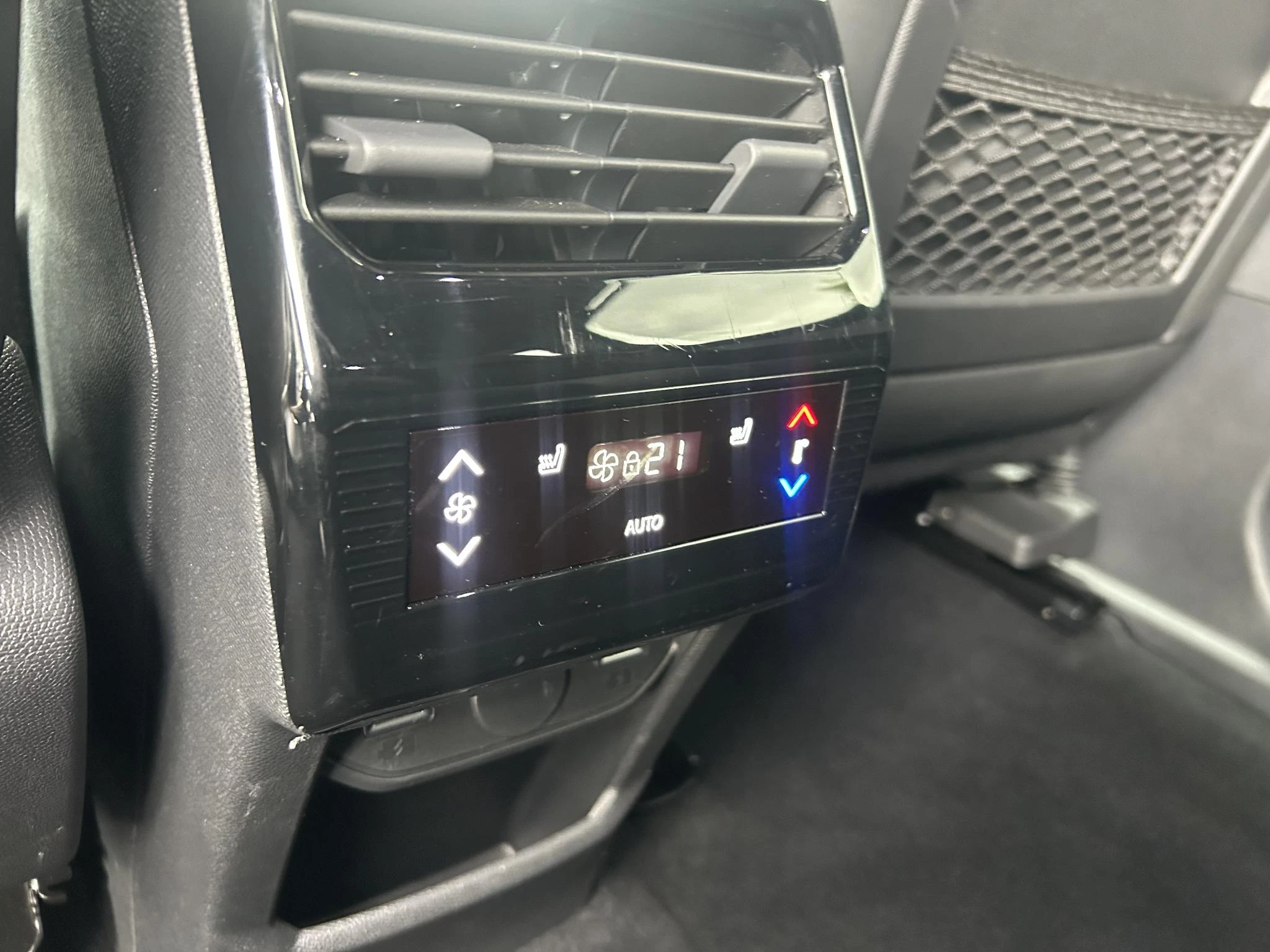 Peugeot-5008-image-19