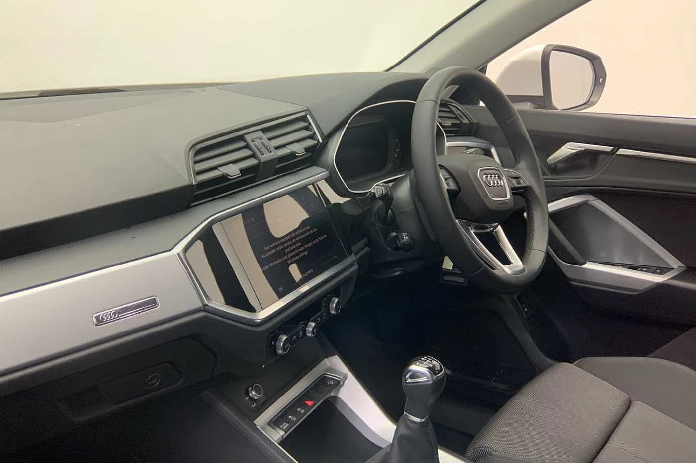 Audi-Q3-image-11