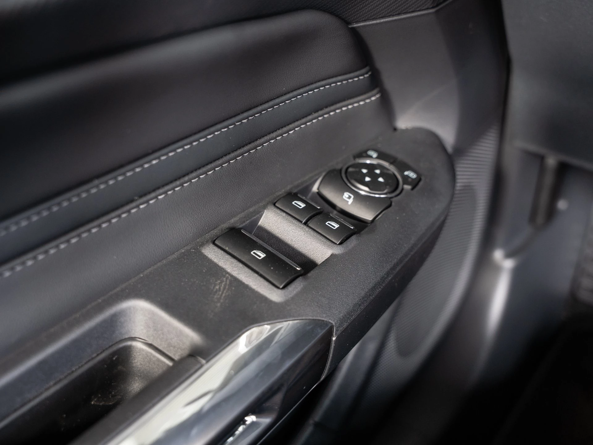 Ford Mustang GT 5.0 Ti-VCT V8 Auto Cabriolet. 328 kW. 2-türig