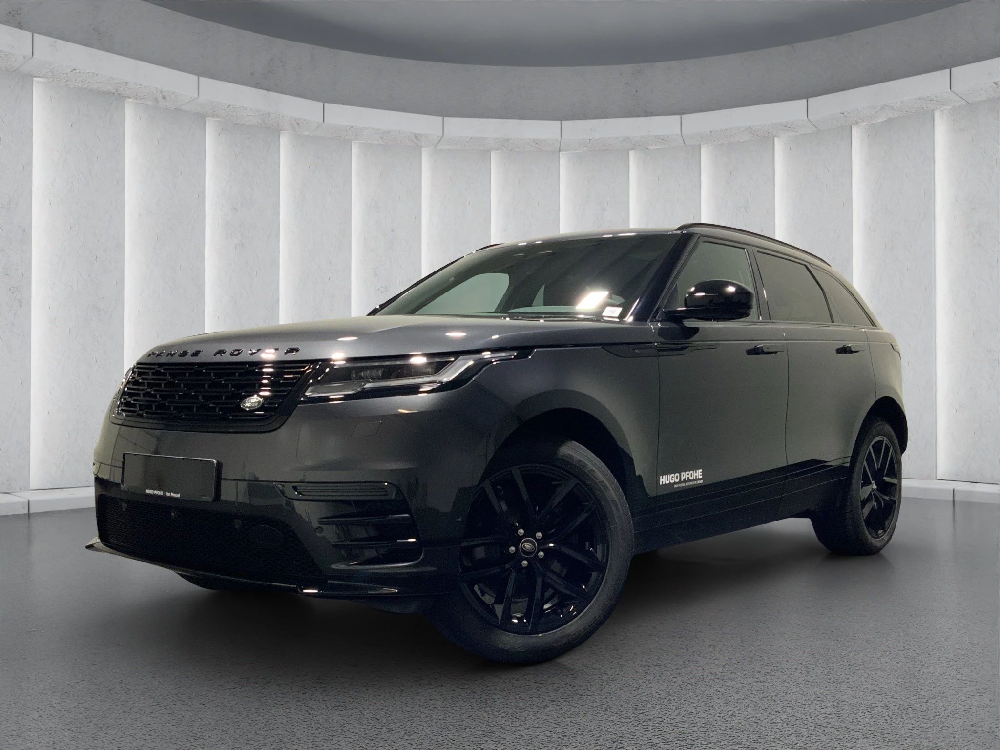 Land Rover-Range Rover Velar-image-0