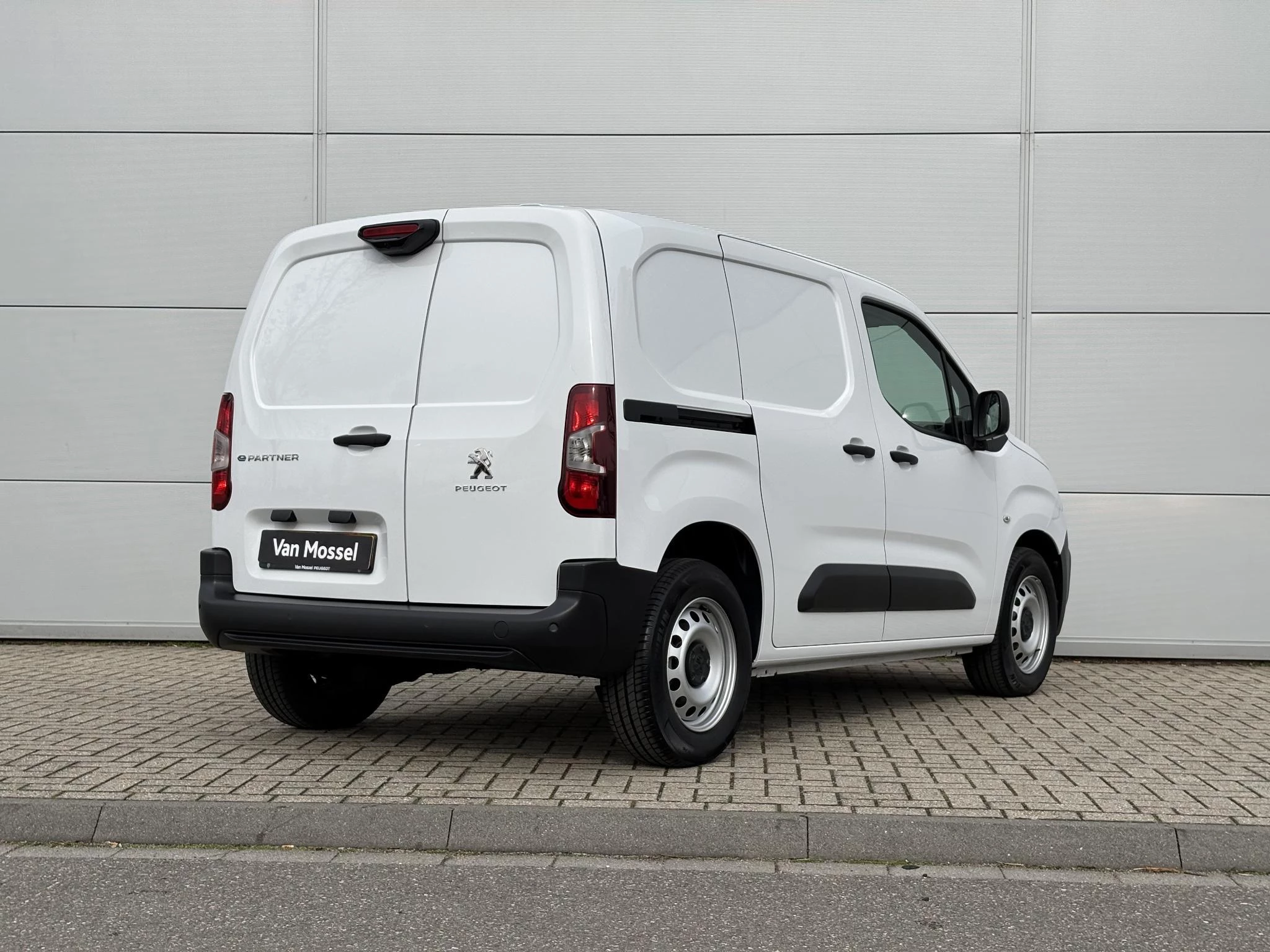 Peugeot-e-Partner-image-5