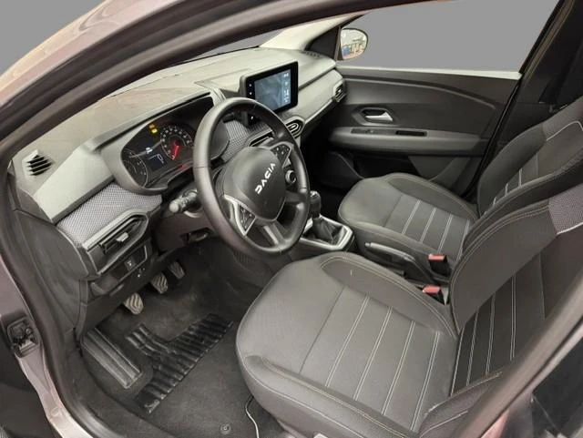 Dacia-Sandero Stepway-image-7