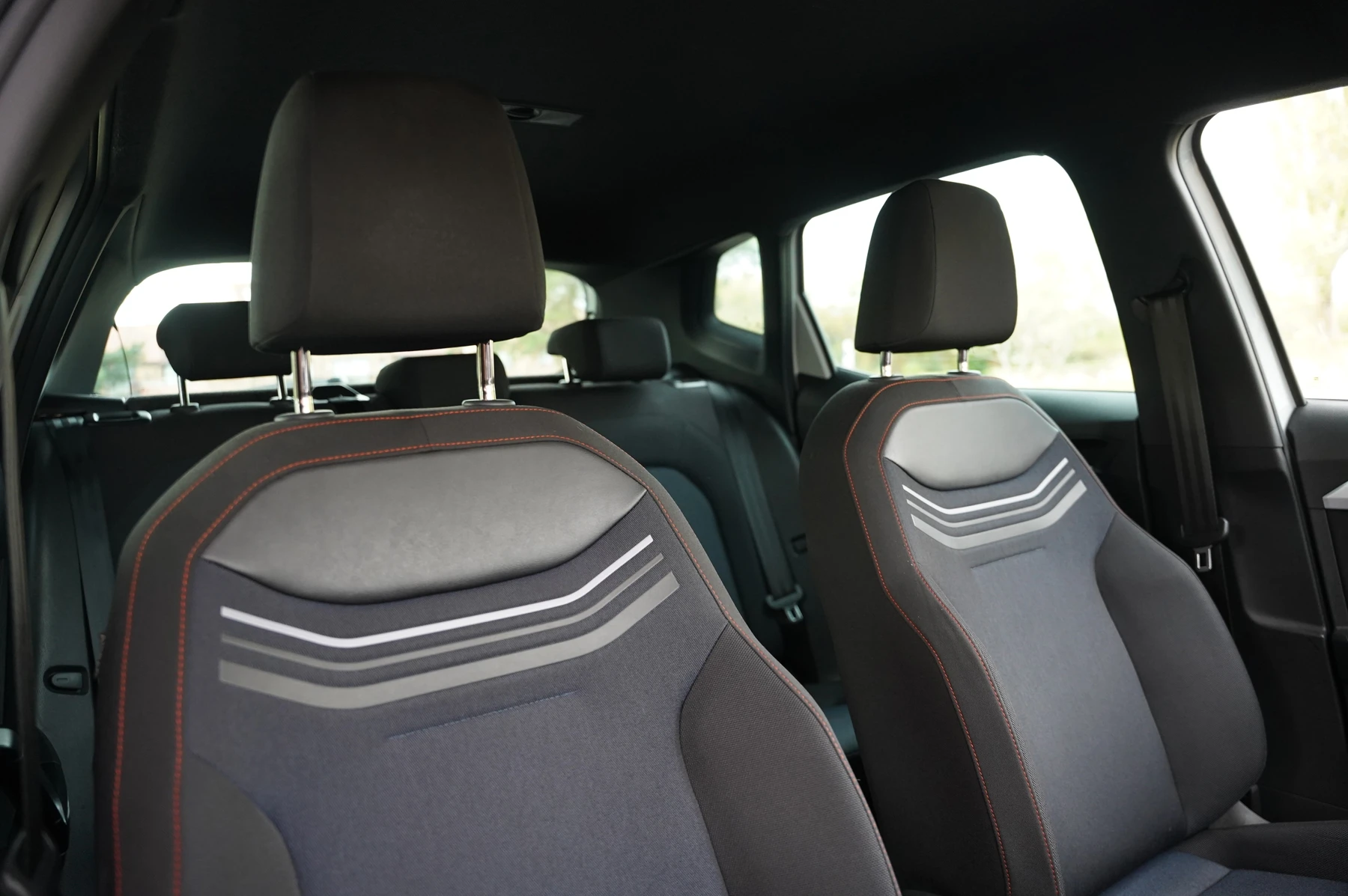 SEAT-Arona-image-9