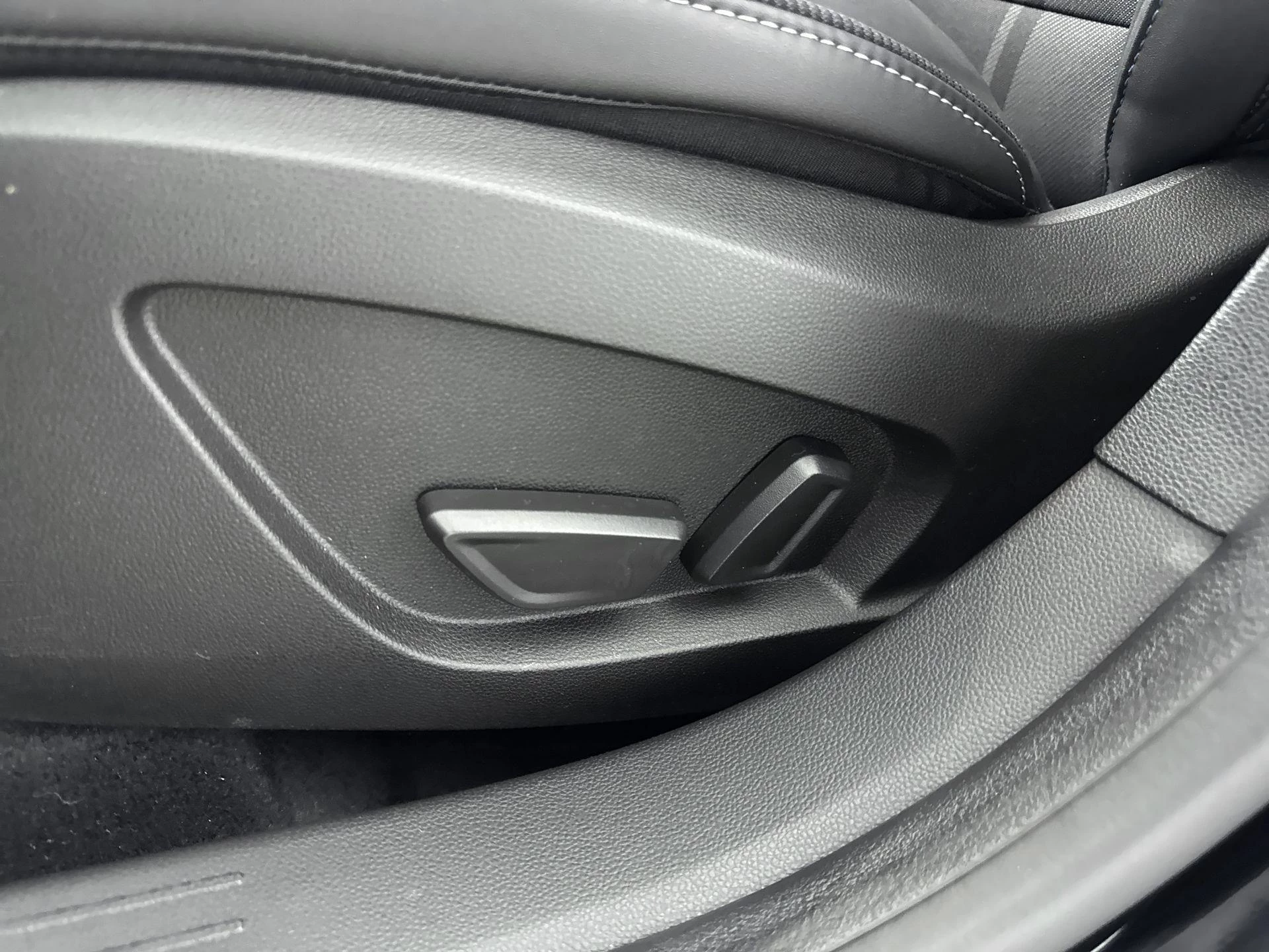 Renault-Captur-image-18