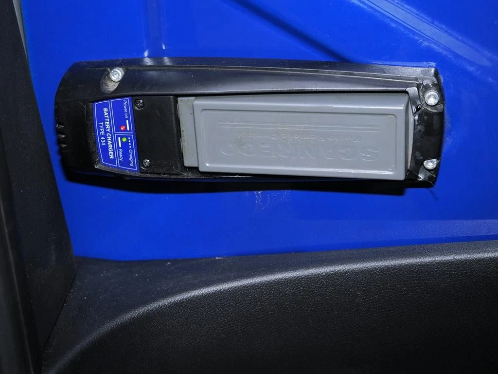Mercedes-Benz-Sprinter 519-image-18