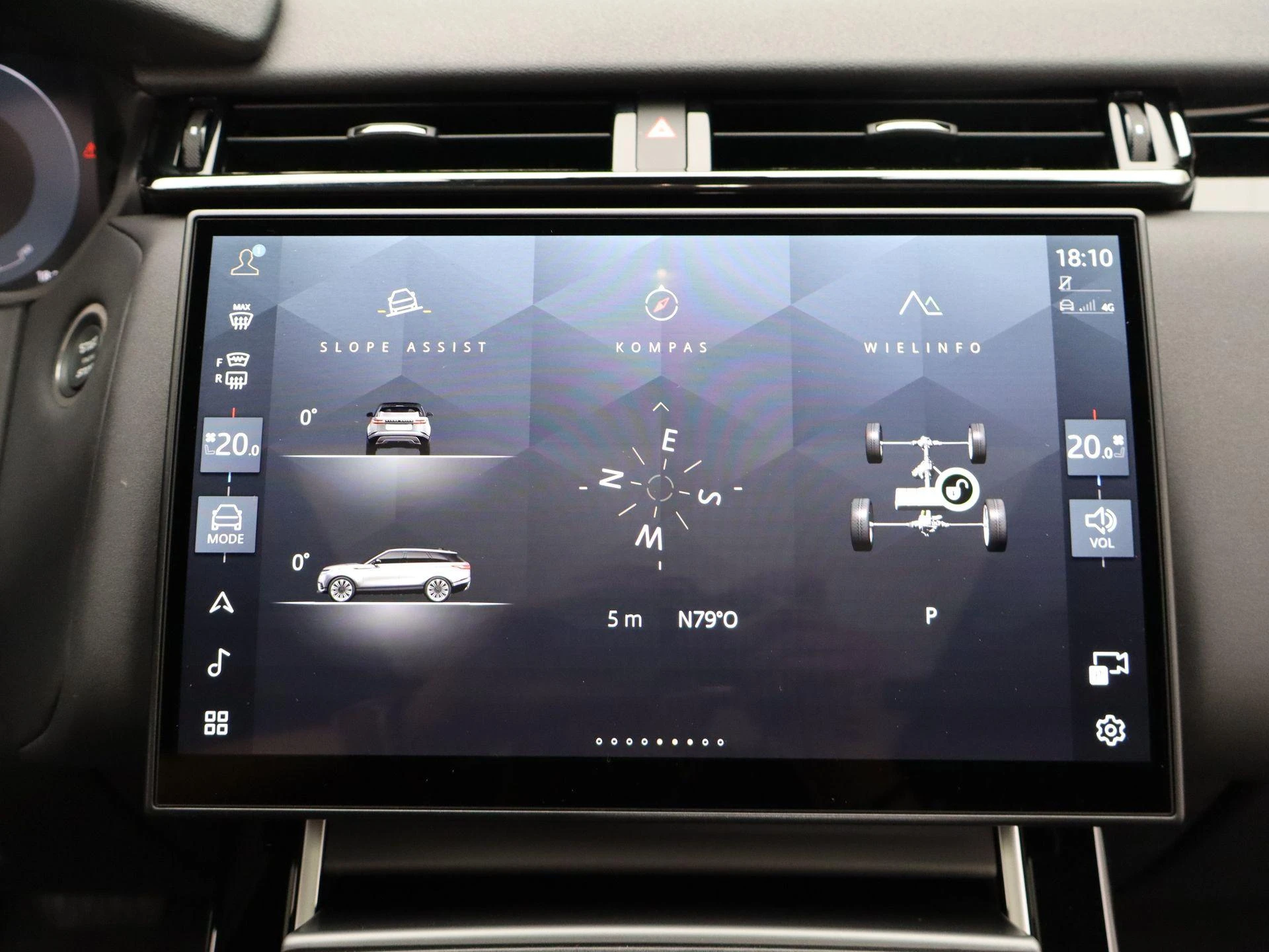 Land Rover-Range Rover Velar-image-18