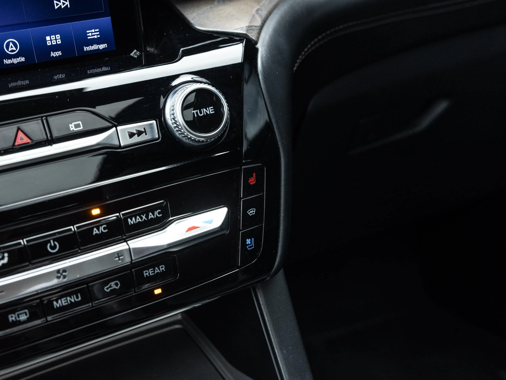 Ford-Explorer-image-29