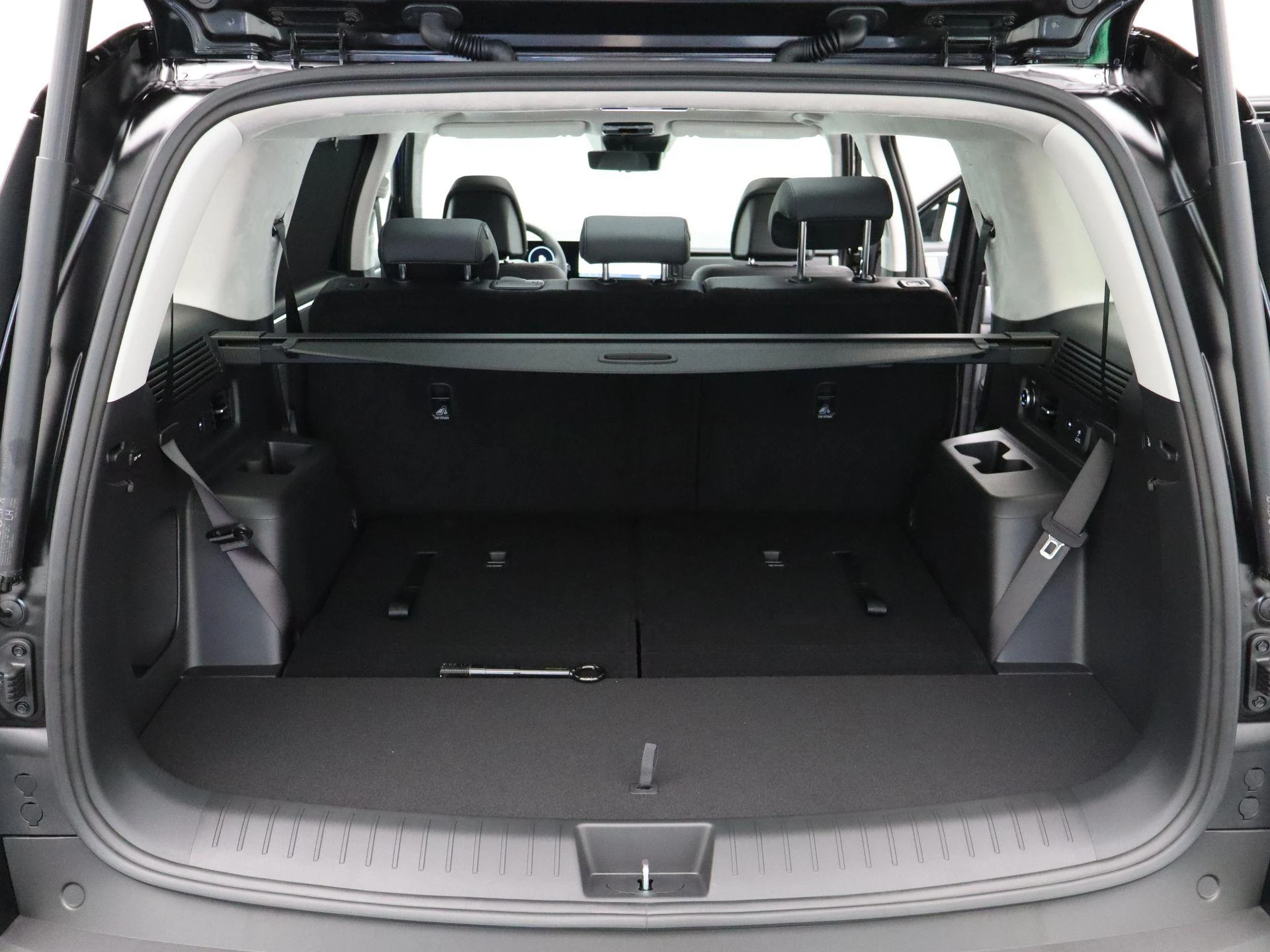 Hyundai-Santa Fe-image-30