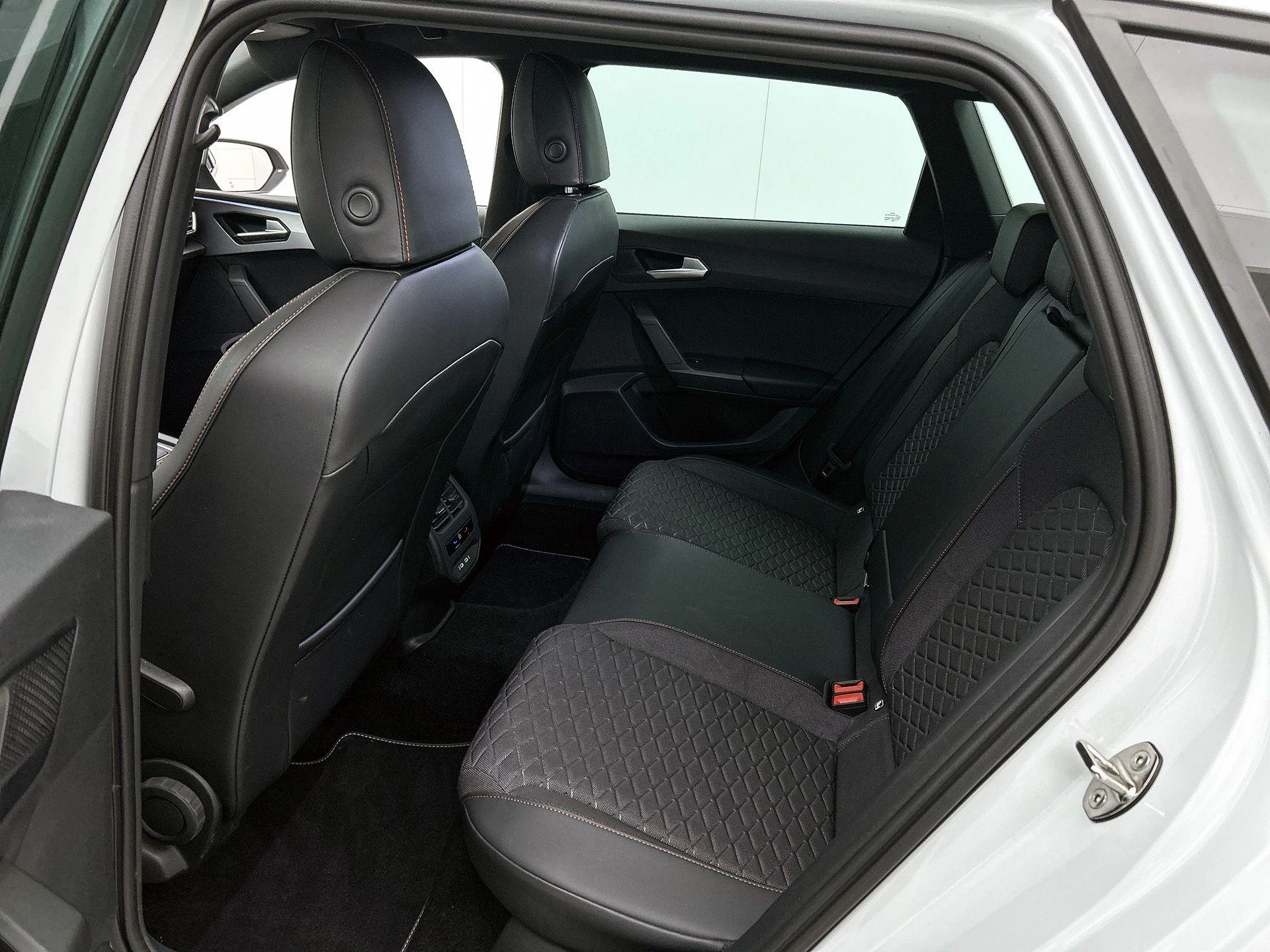SEAT-Leon-image-25