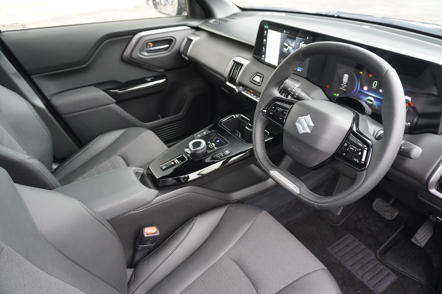 Suzuki-e Vitara-image-5