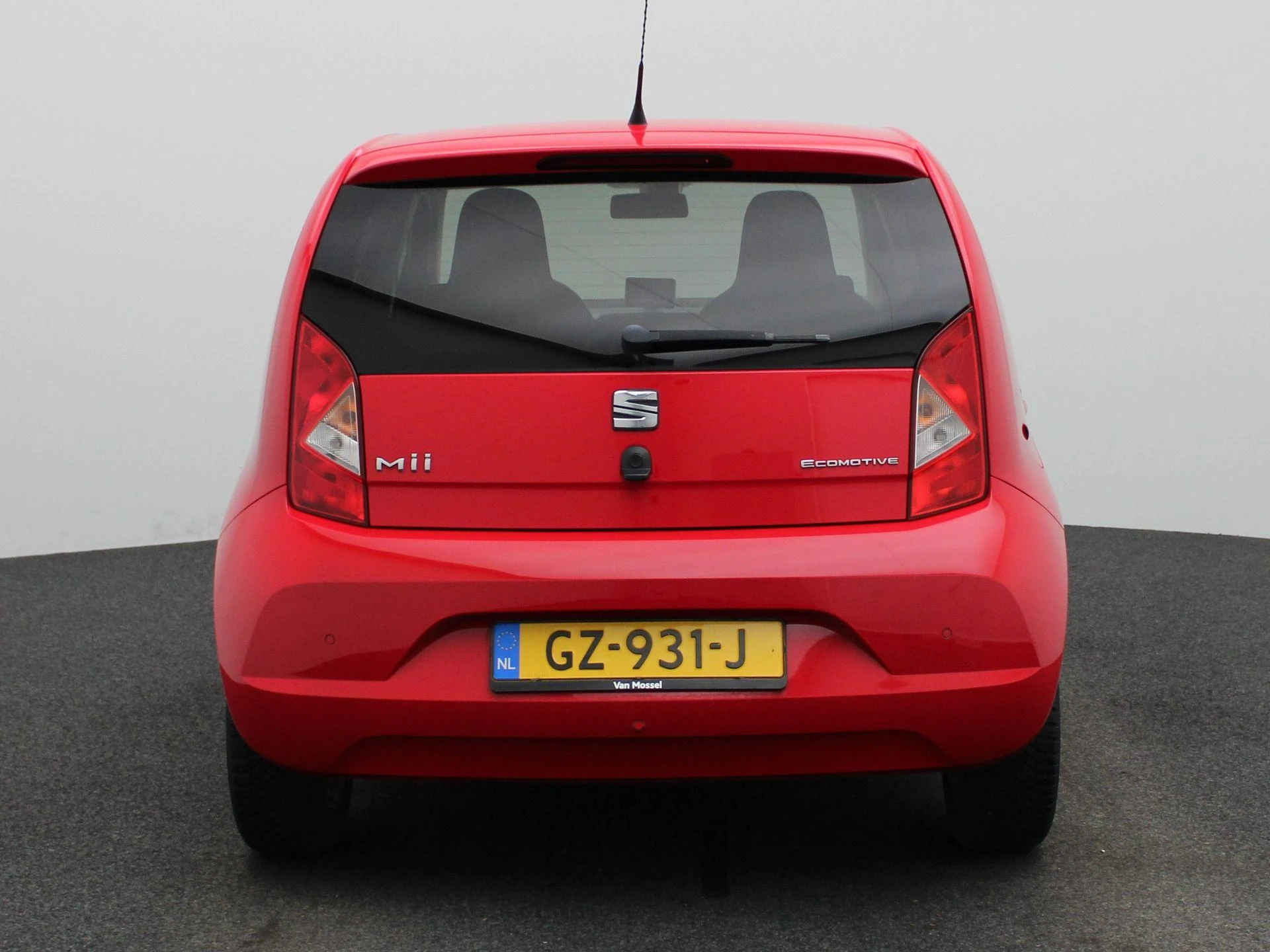 SEAT-Mii-image-4