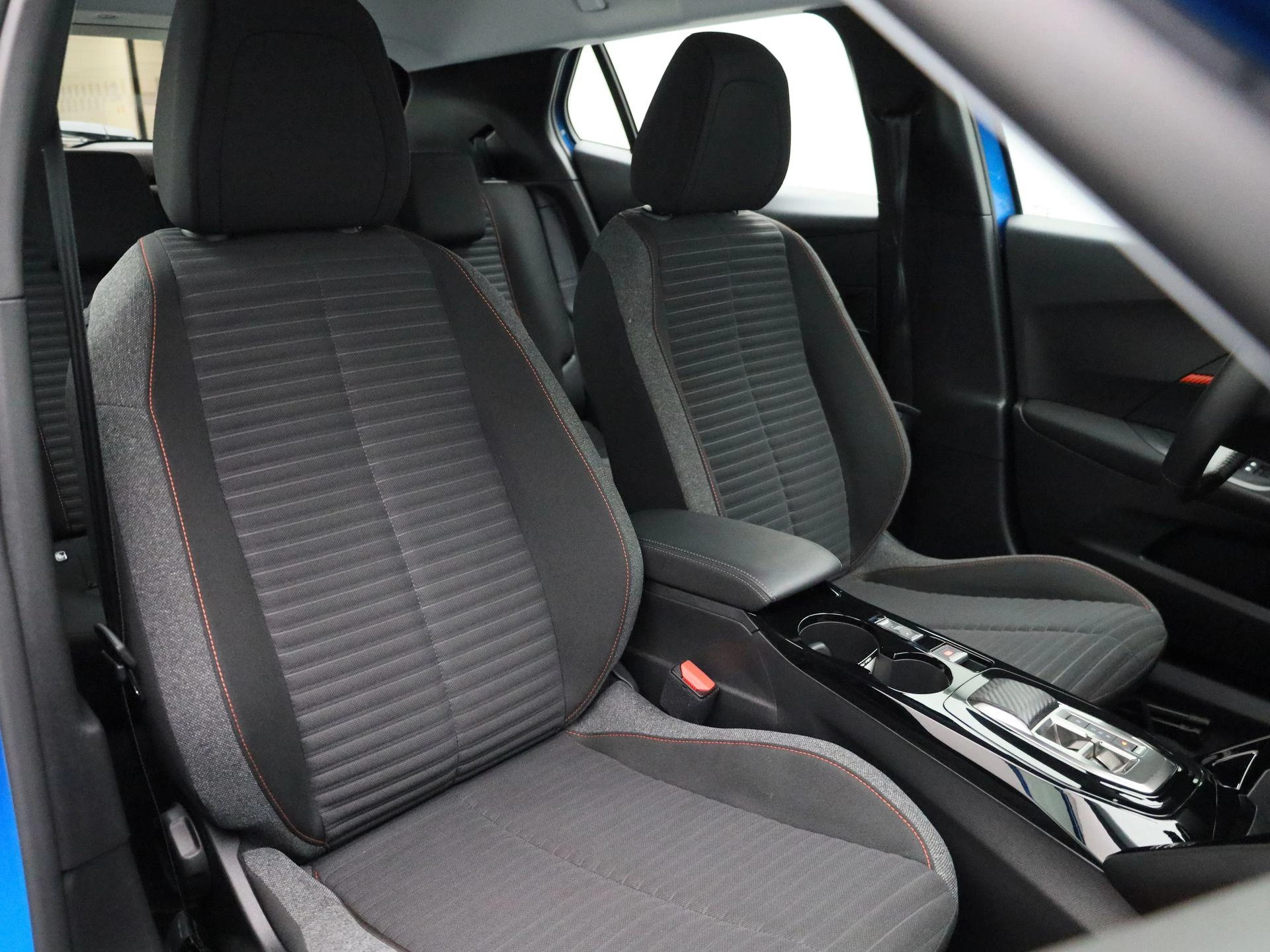 Peugeot e-2008 e-2008 Active