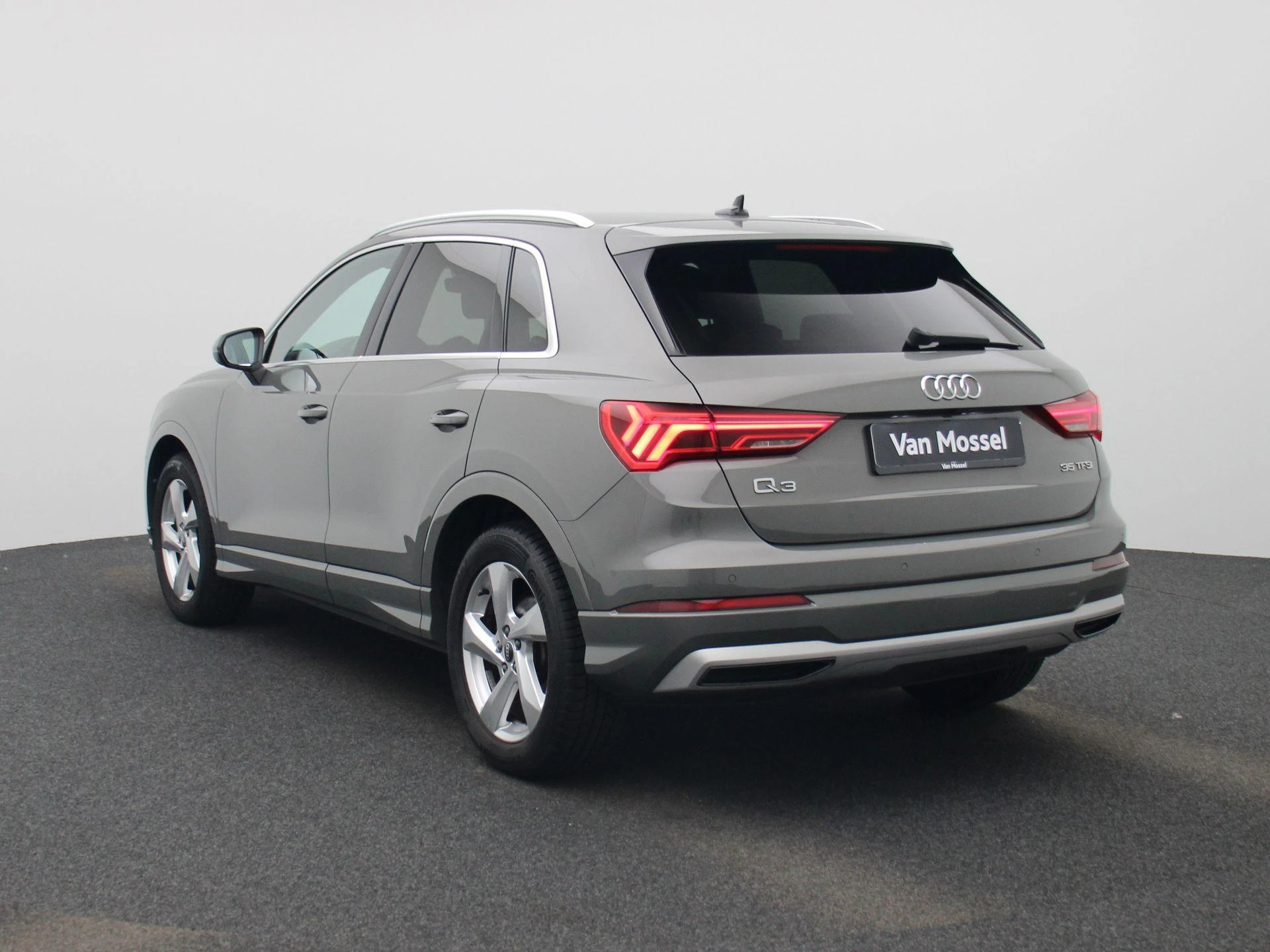Audi-Q3-image-1