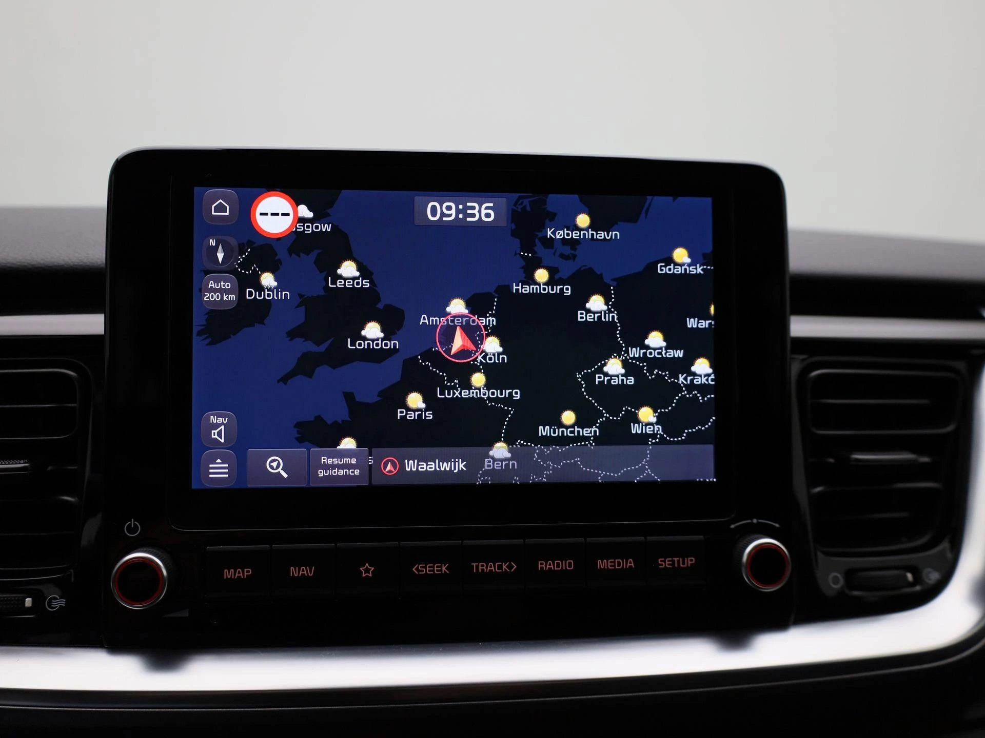 Kia-Stonic-image-13