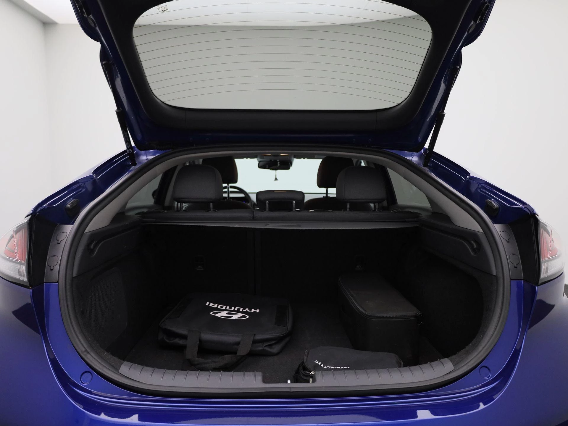 Hyundai-IONIQ-image-13