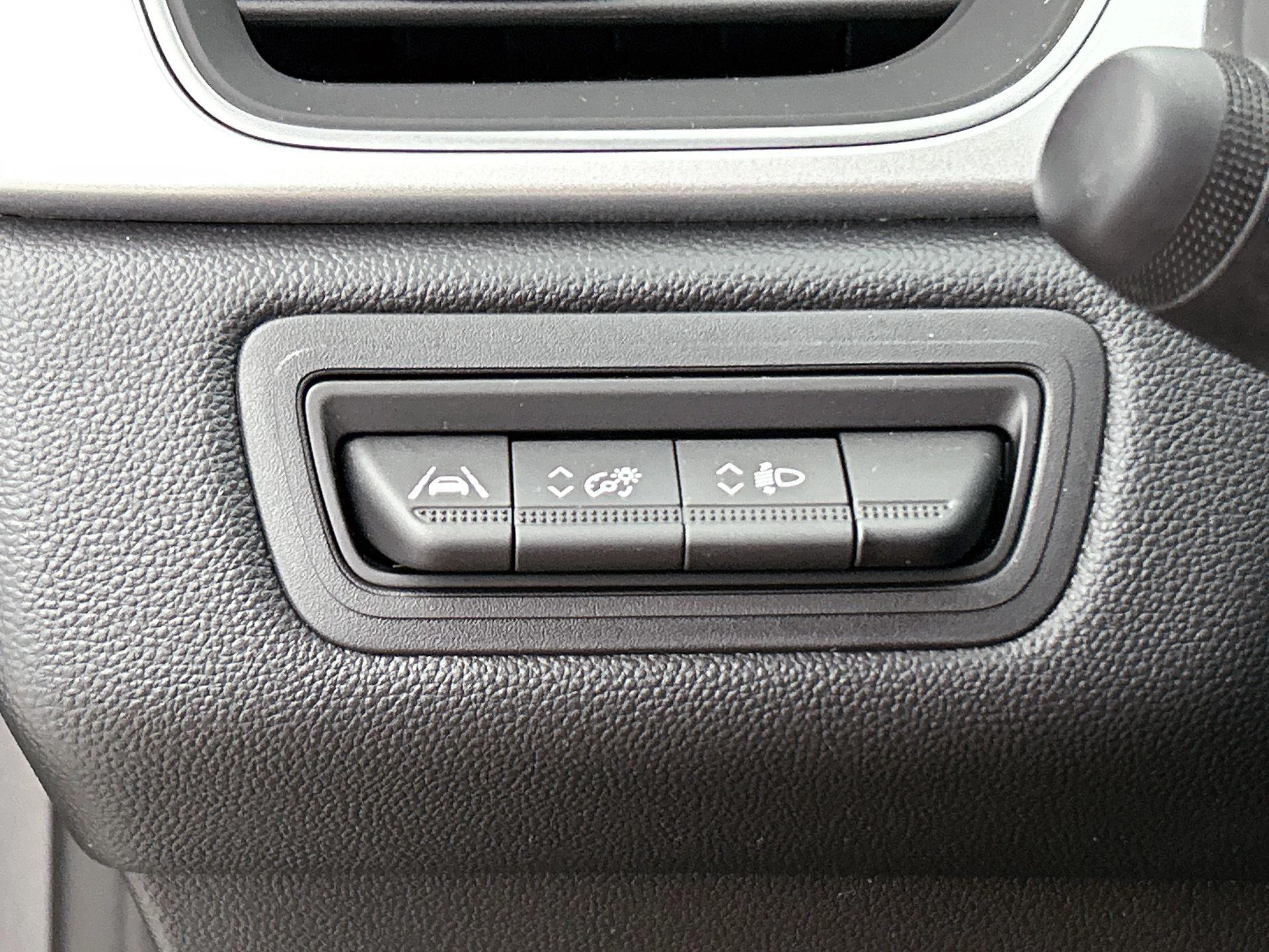 Renault-Captur-image-14