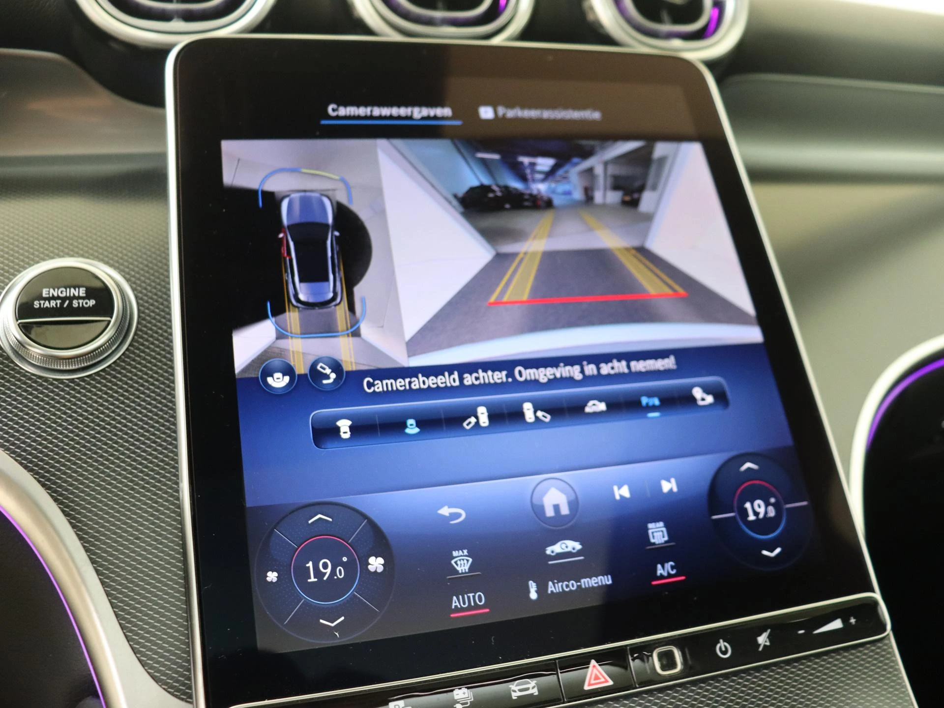Mercedes-Benz-GLC-image-18