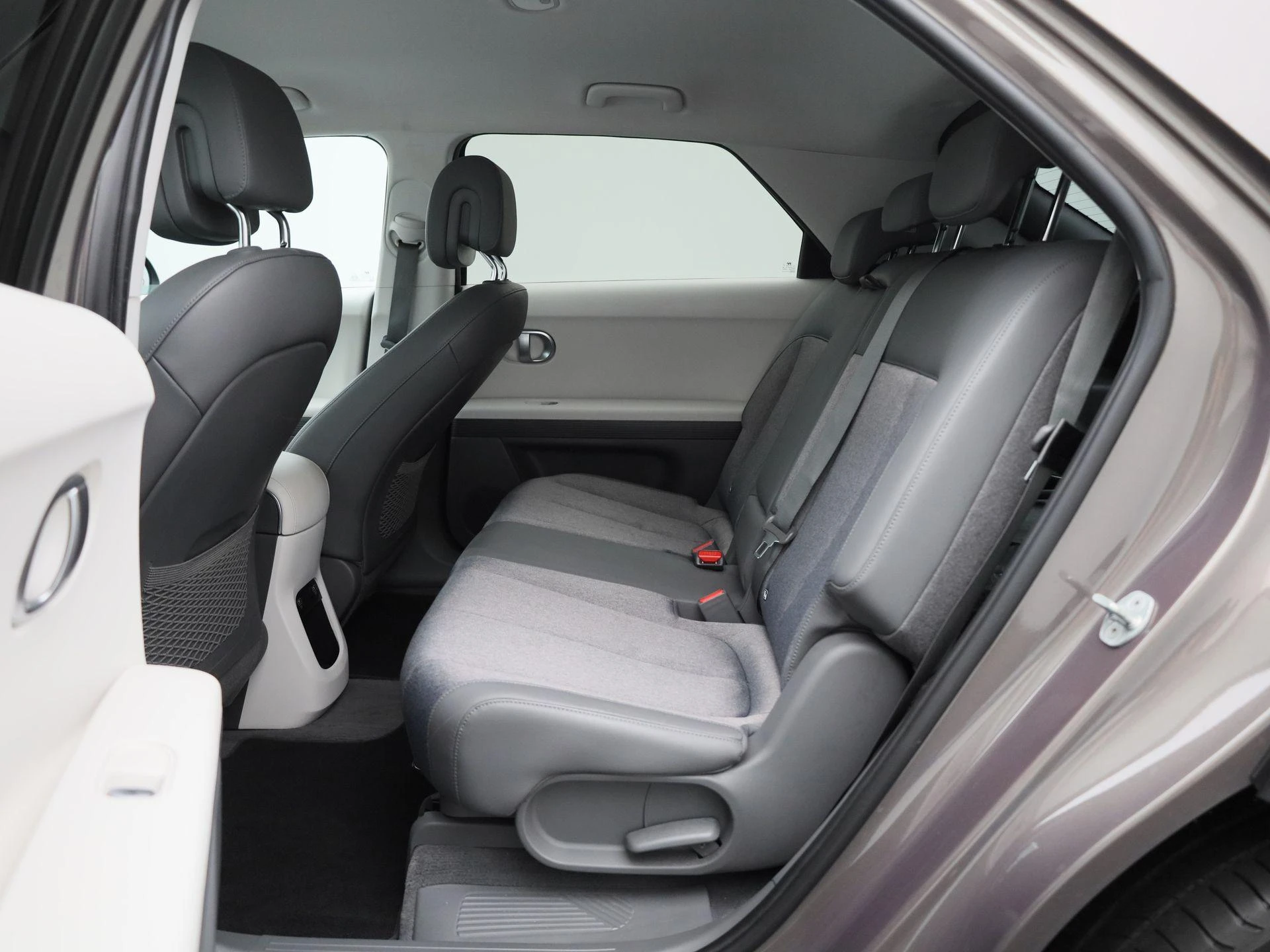 Hyundai-IONIQ 5-image-10