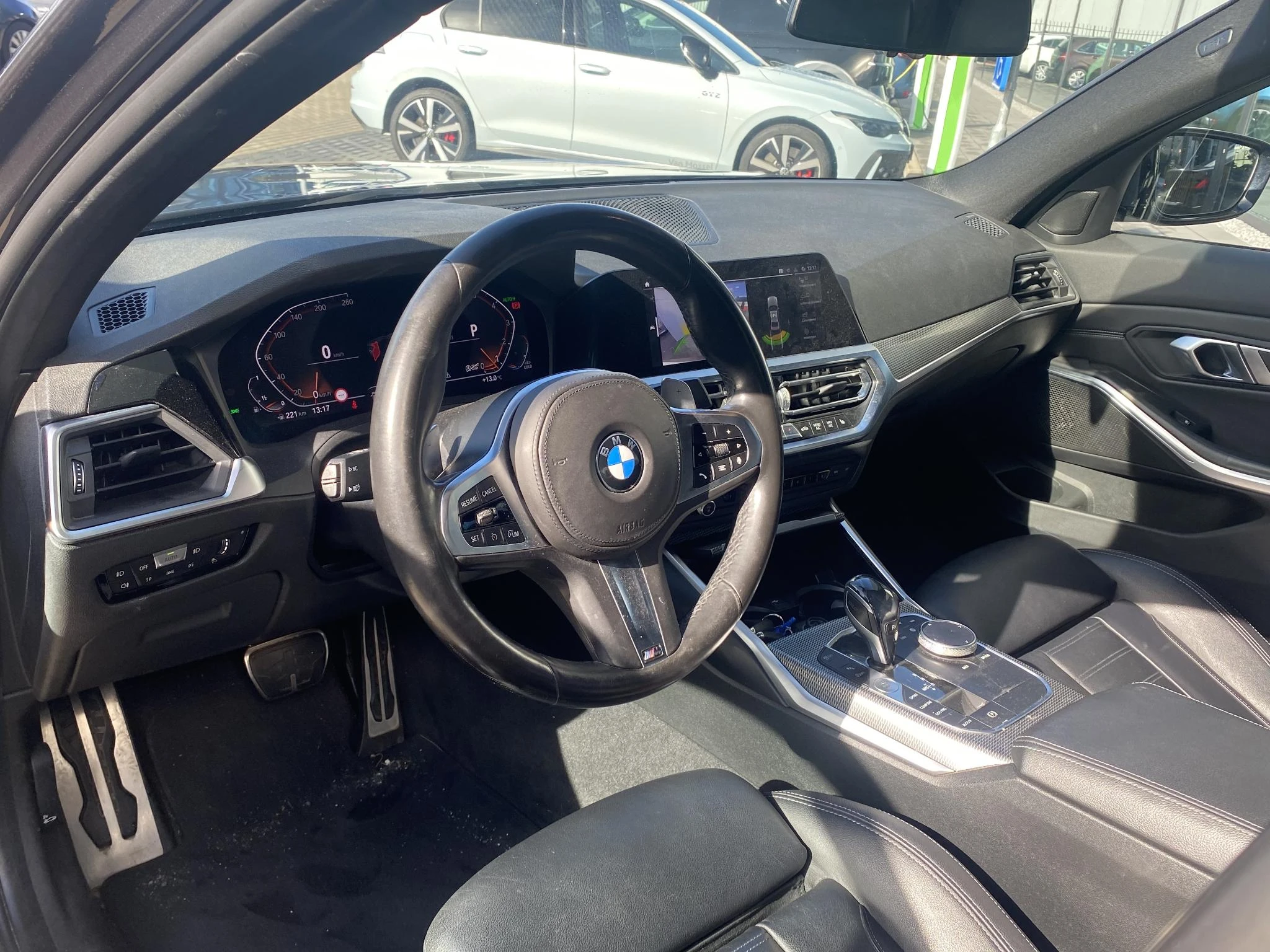BMW-3 Serie-image-3