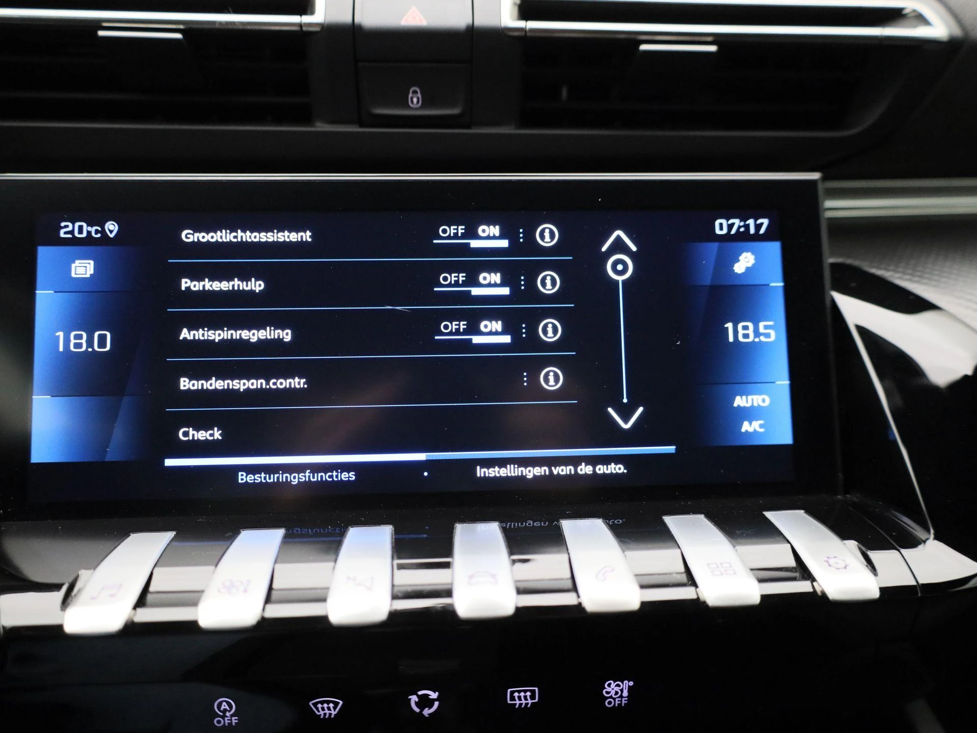 Peugeot-508-image-24