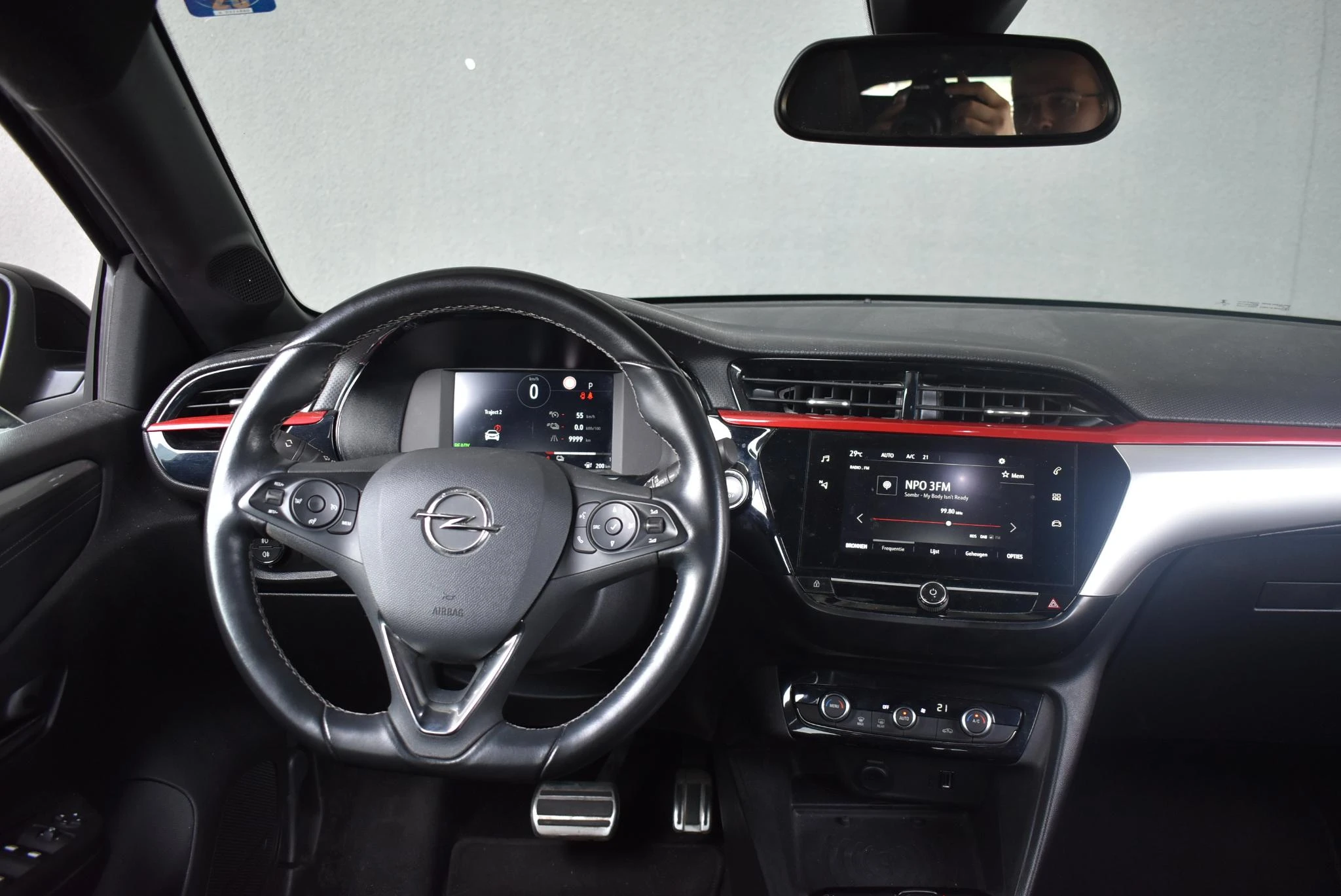 Opel-Corsa-e-image-13