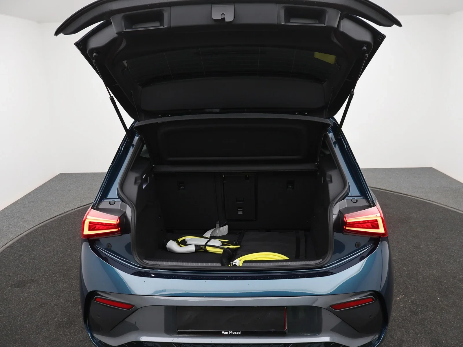 CUPRA-Born-image-11