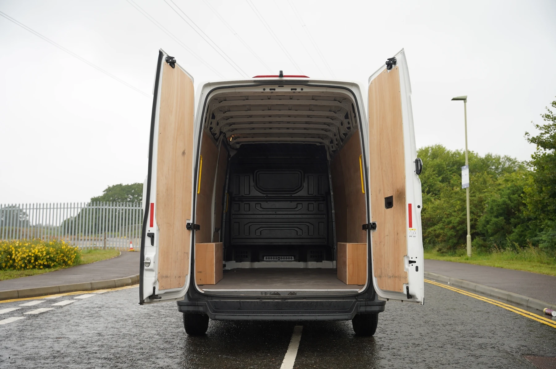 Volkswagen-Crafter-image-25