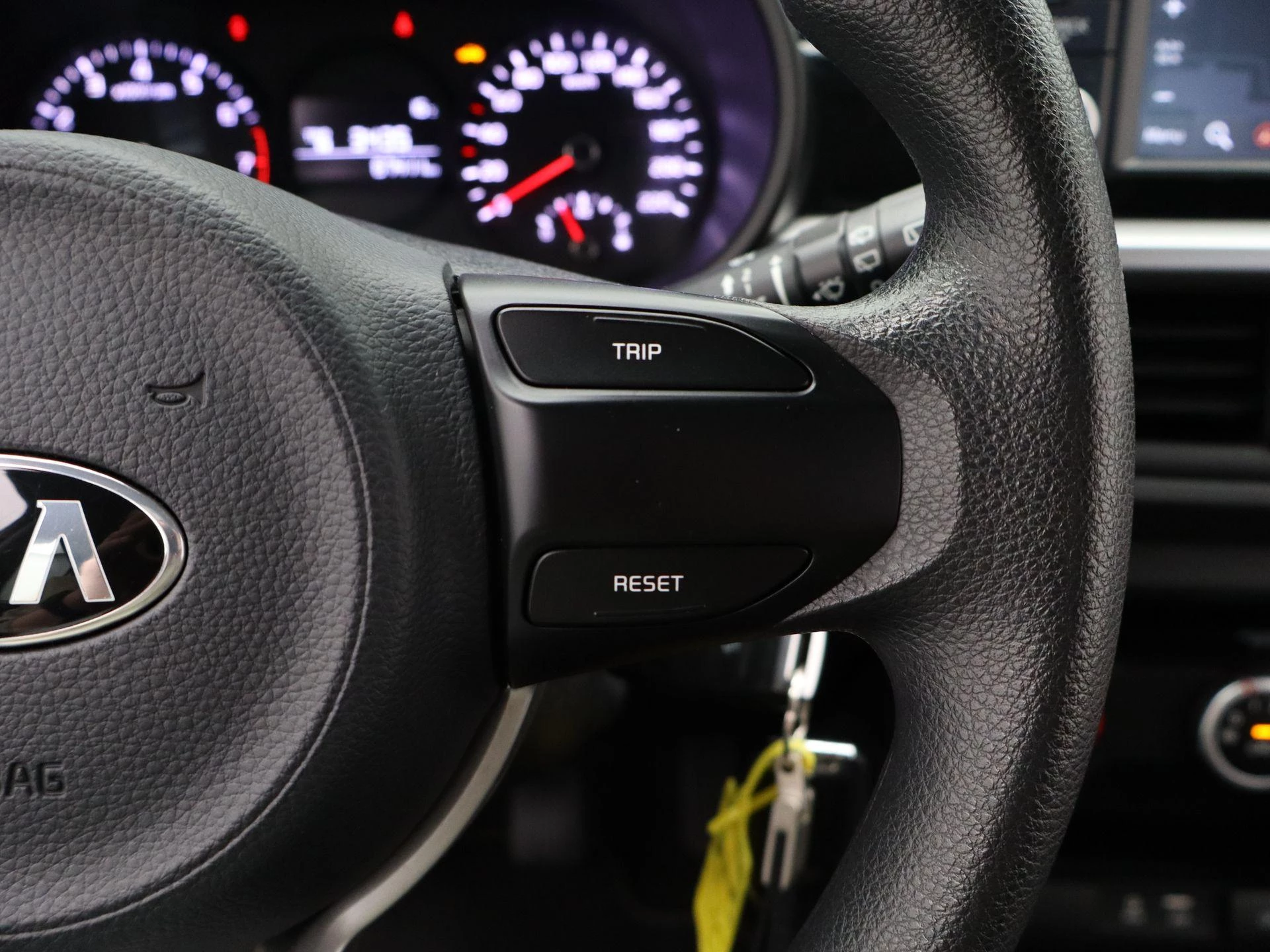 Kia-Picanto-image-18