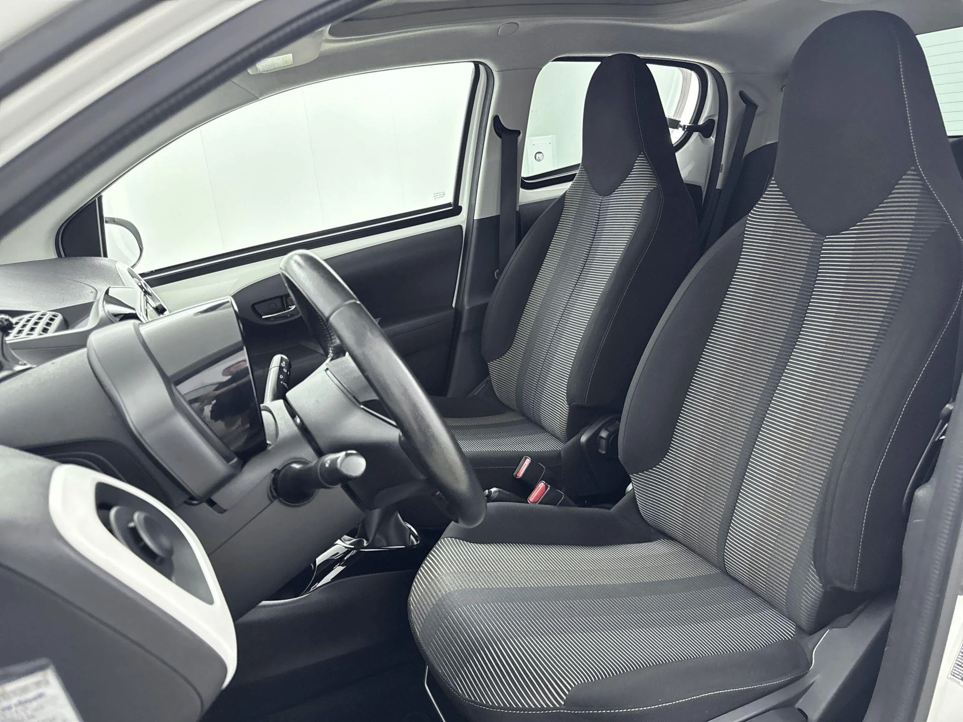 Peugeot-108-image-27