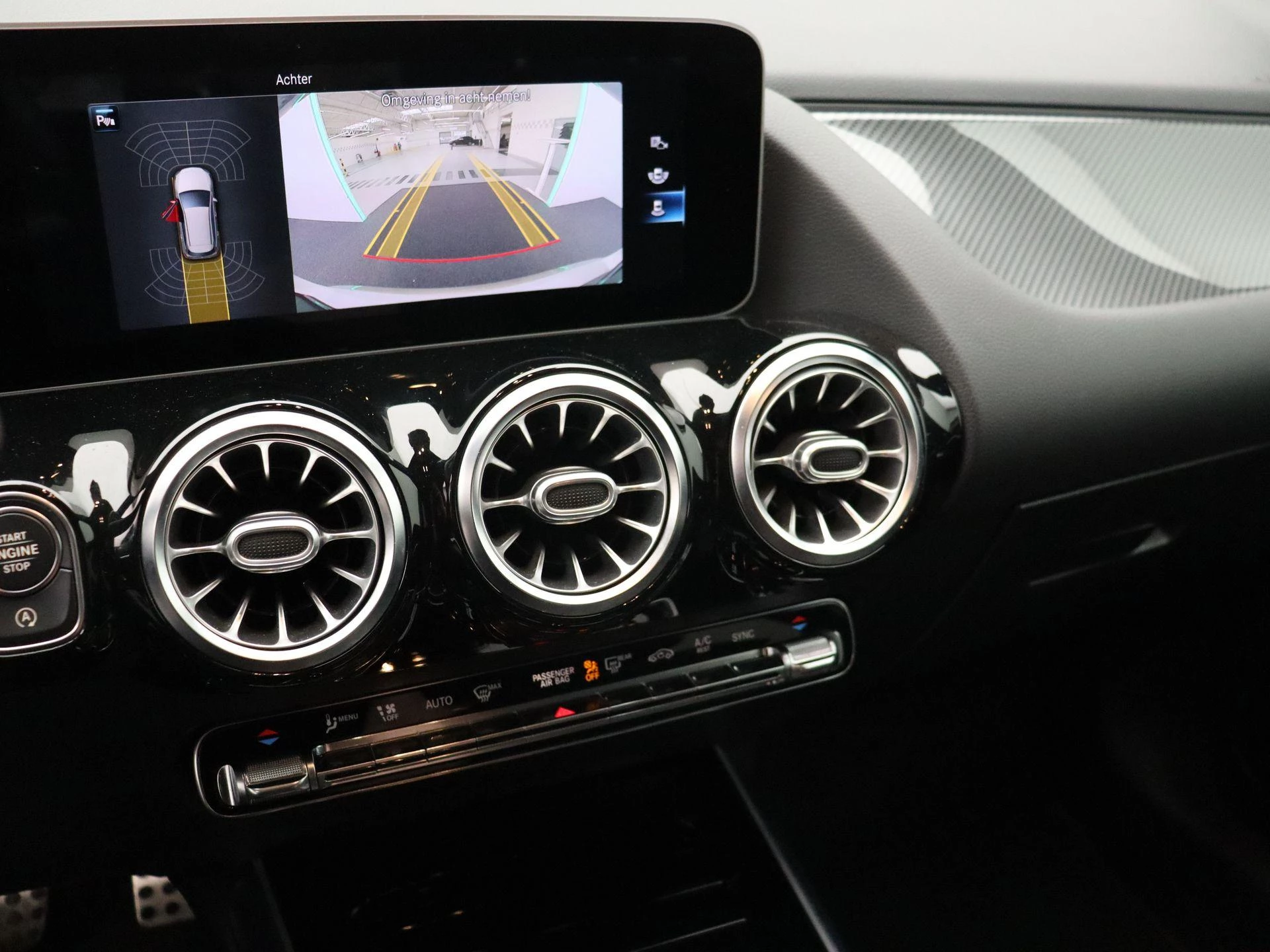 Mercedes-Benz B-Klasse 250 AMG Line + 224 PK + CARPLAY + NIGHTPAKKET +